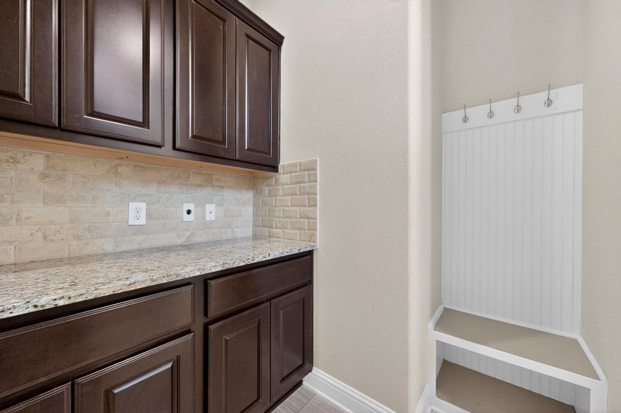 10917 Hidden Caves # 31, Austin, TX 78726