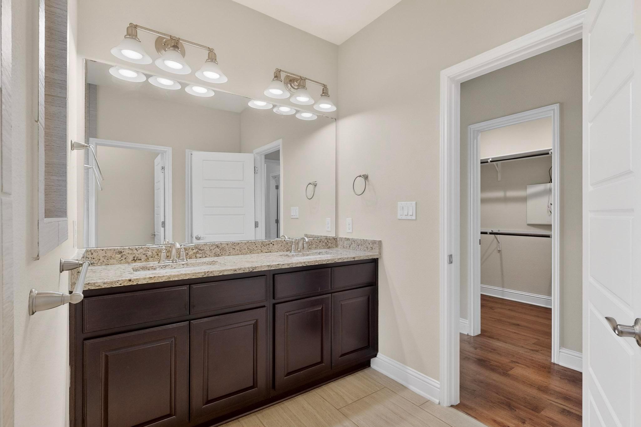 10917 Hidden Caves # 31, Austin, TX 78726