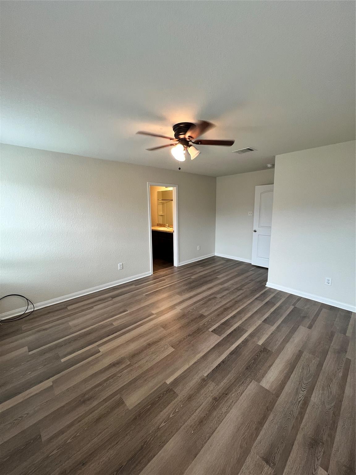 221 Koontz Loop, Jarrell, TX 76537
