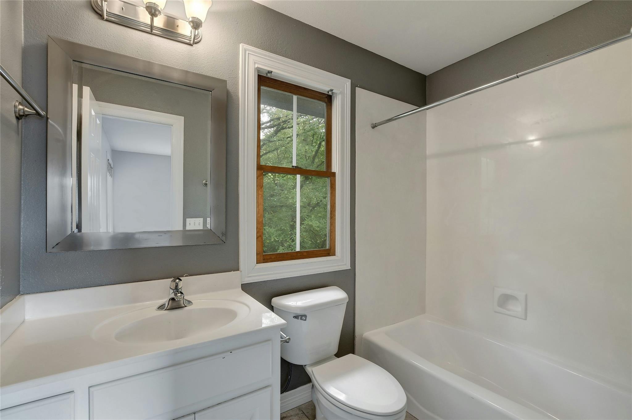 2101 N Lamar Blvd # 7, Austin, TX 78705