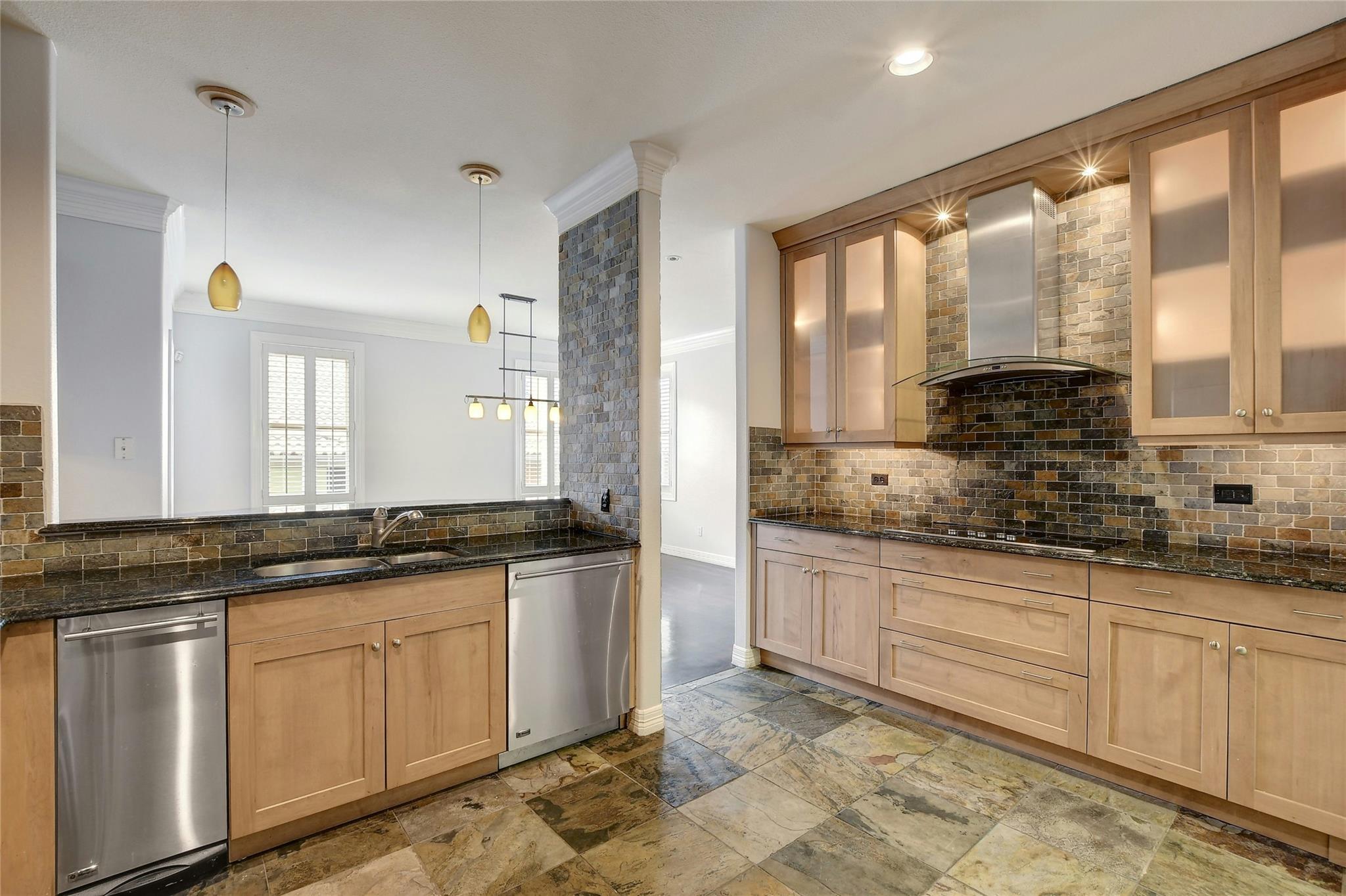 2101 N Lamar Blvd # 7, Austin, TX 78705