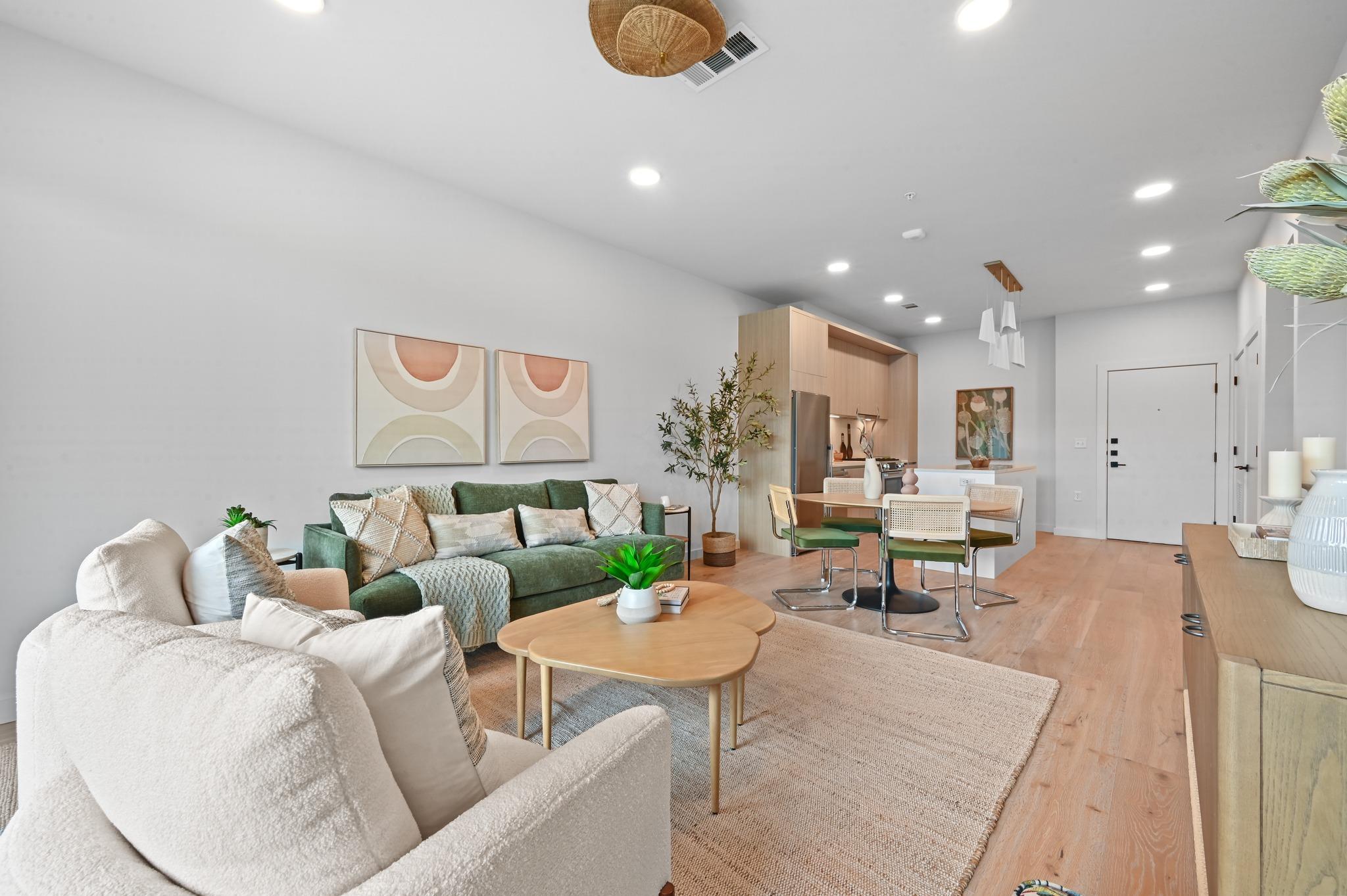 2209 S 1st St # 313, Austin, TX 78704