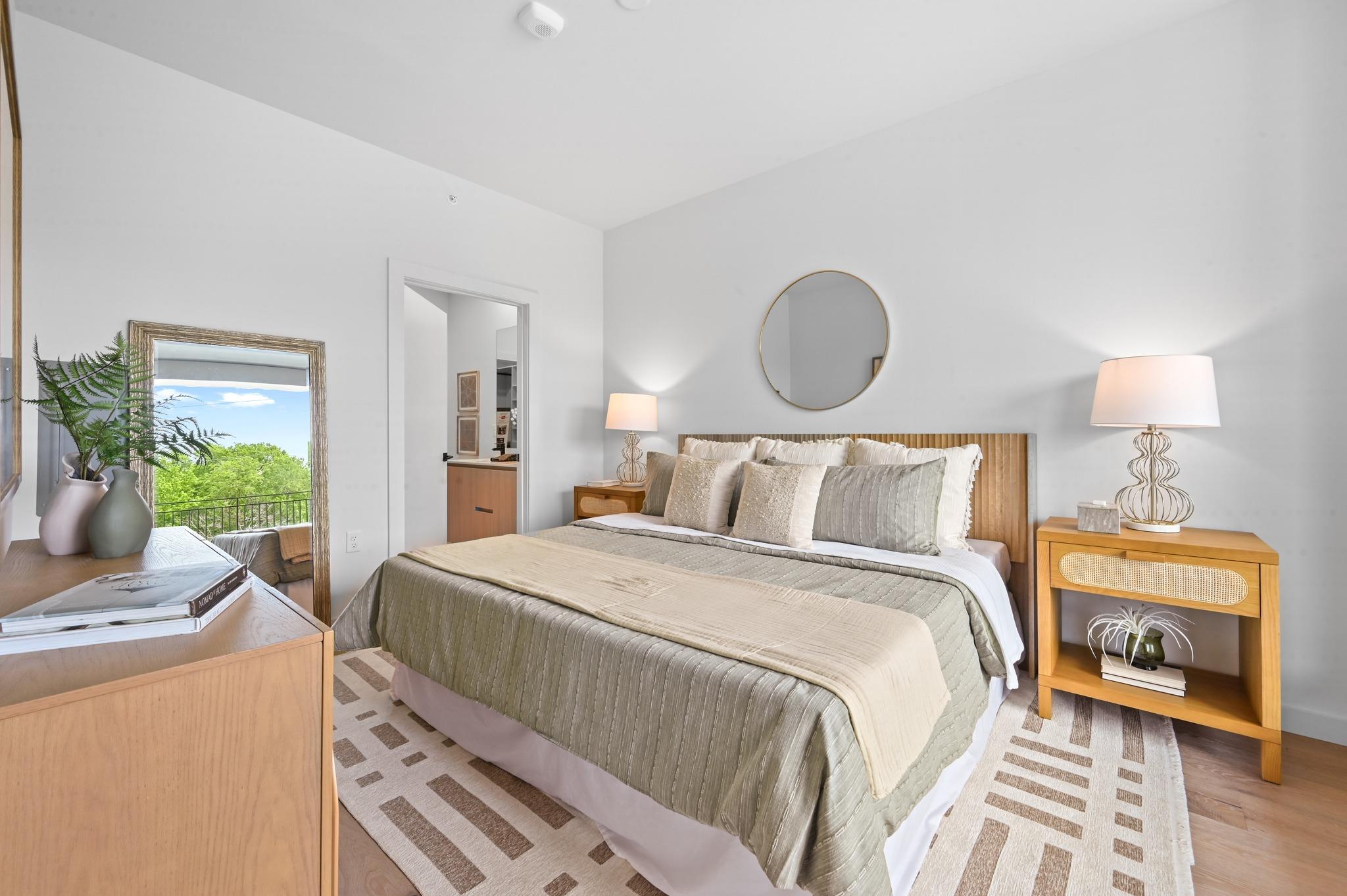 2209 S 1st St # 313, Austin, TX 78704