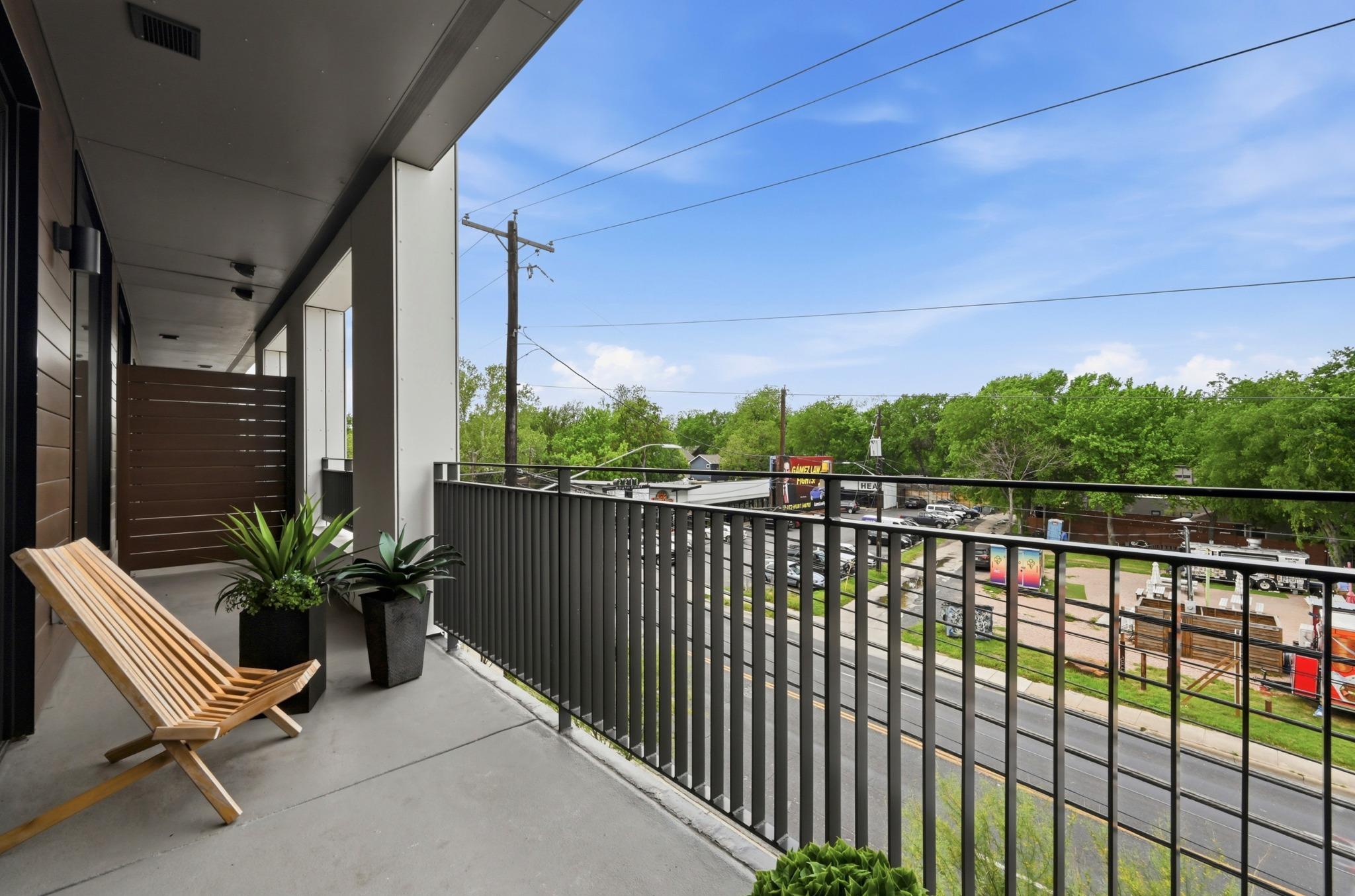 2209 S 1st St # 313, Austin, TX 78704