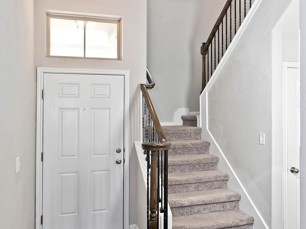 9802 Tanglemede St, Austin, TX 78748