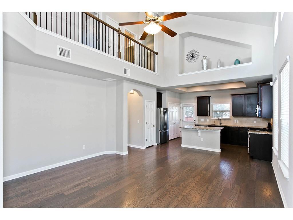 9802 Tanglemede St, Austin, TX 78748