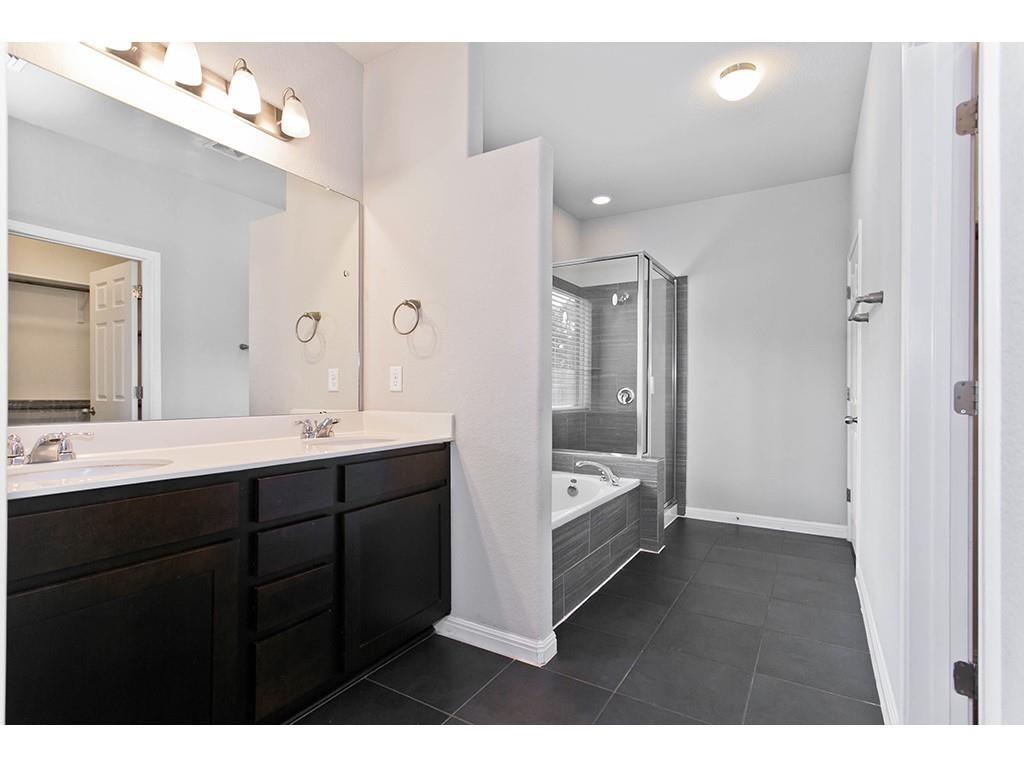 9802 Tanglemede St, Austin, TX 78748