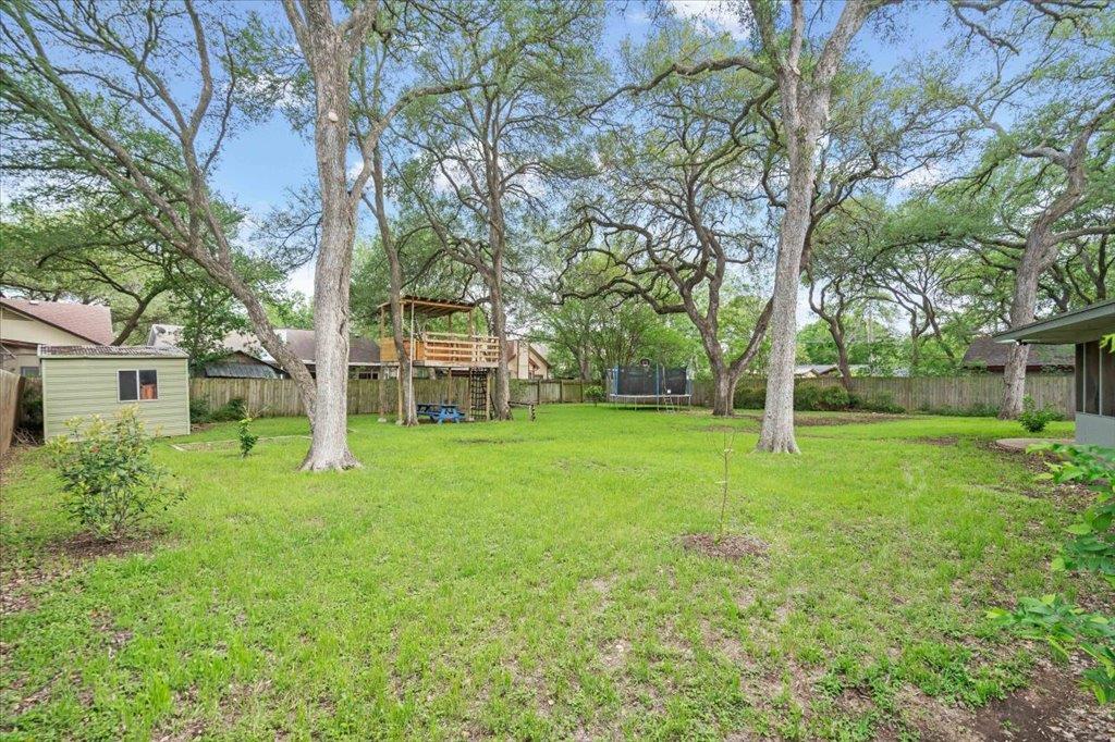 9503 Castlewood Dr, Austin, TX 78748