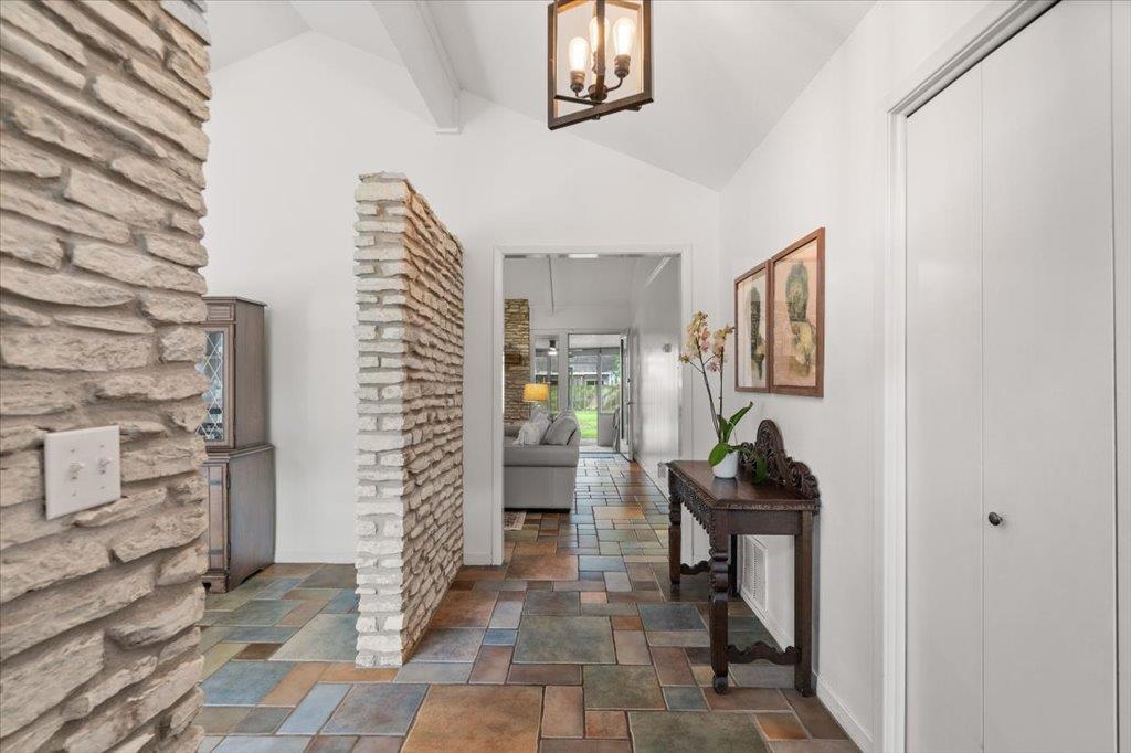 9503 Castlewood Dr, Austin, TX 78748