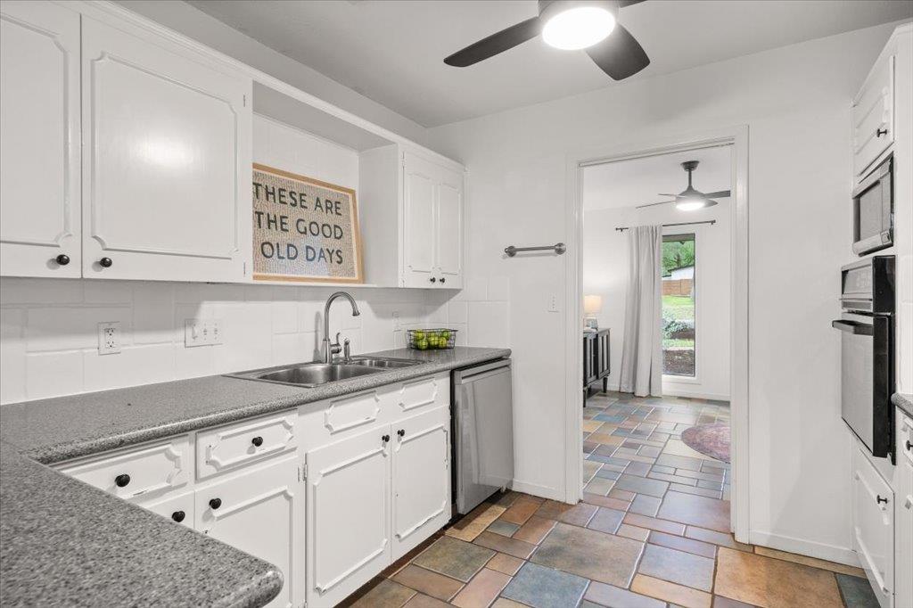 9503 Castlewood Dr, Austin, TX 78748