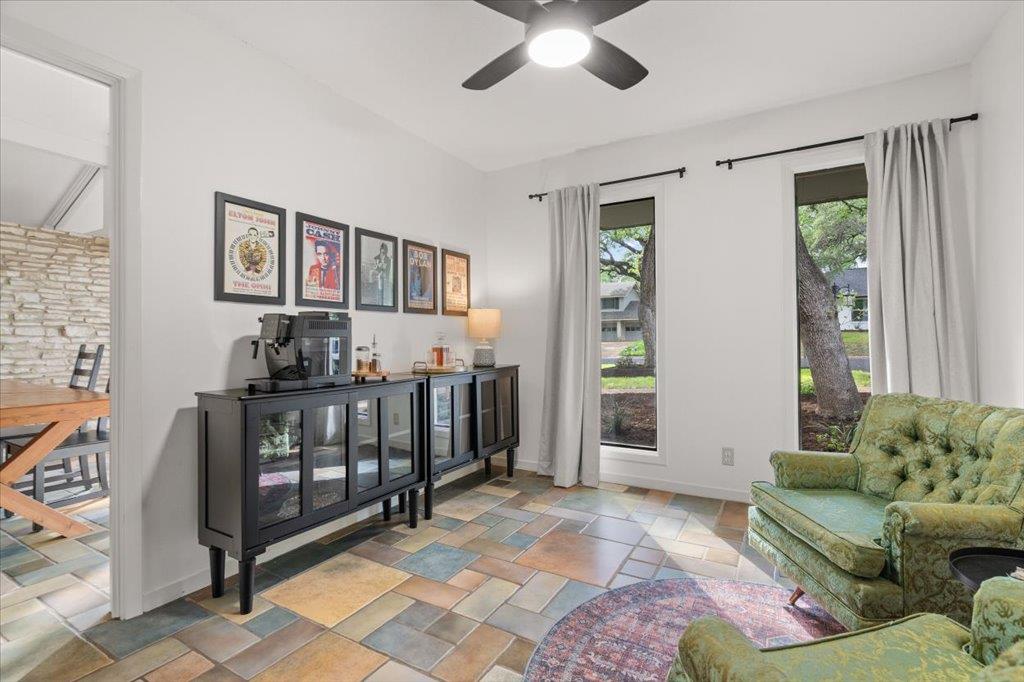 9503 Castlewood Dr, Austin, TX 78748