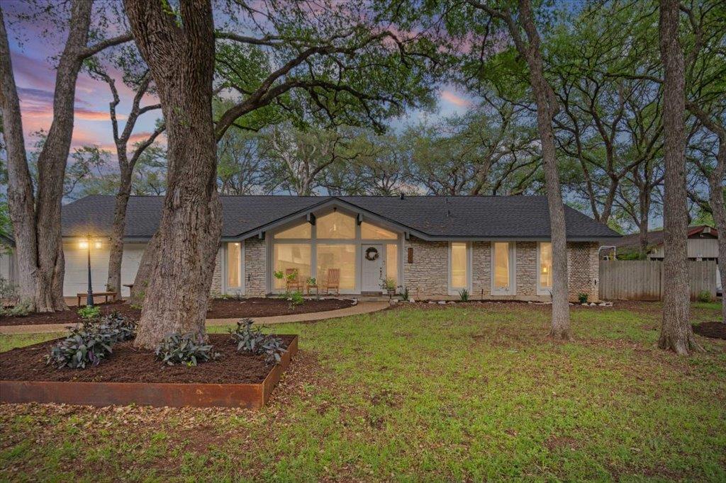 9503 Castlewood Dr, Austin, TX 78748