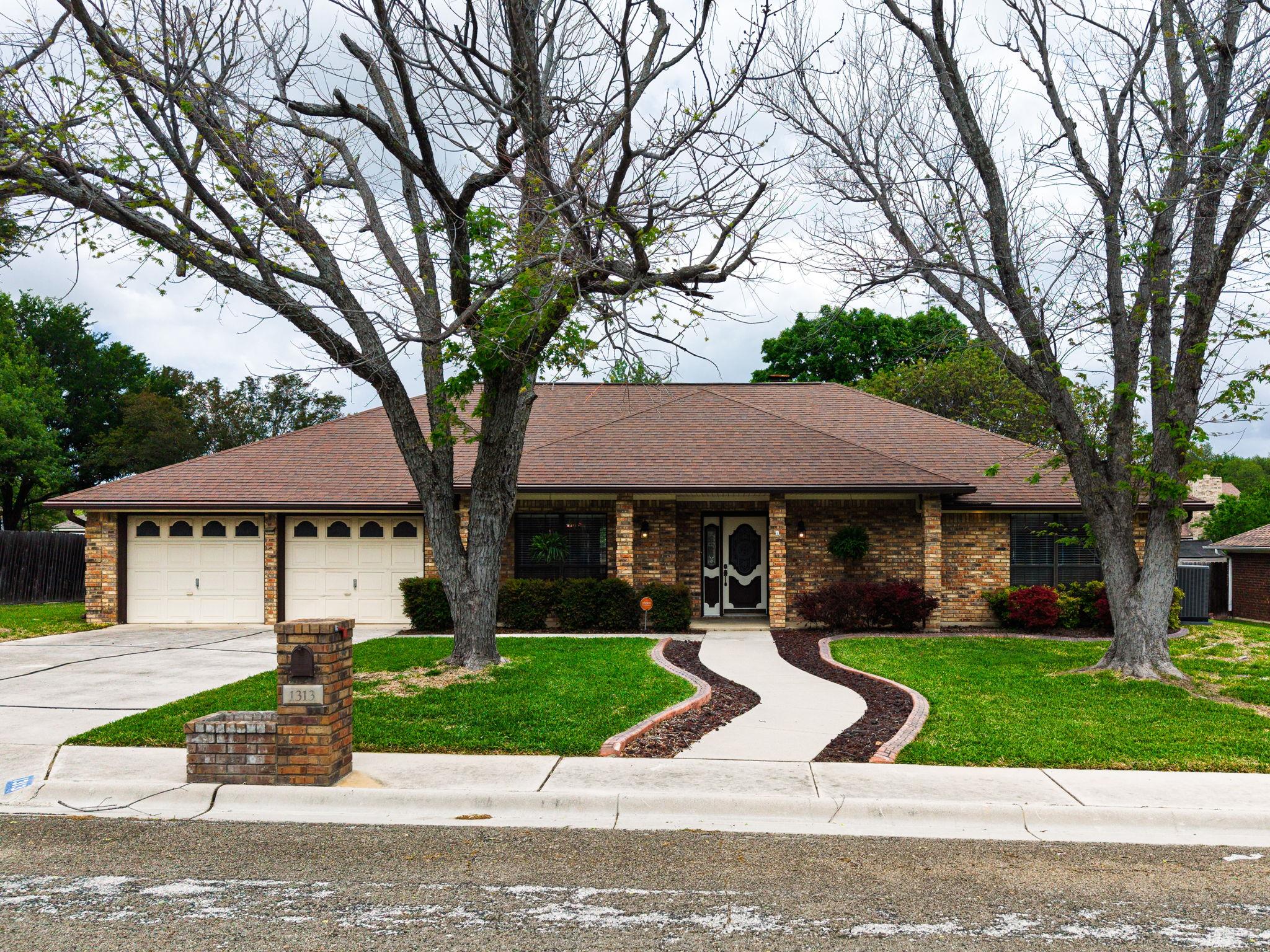 1313 Sparrow Trl, Copperas Cove, TX 76522