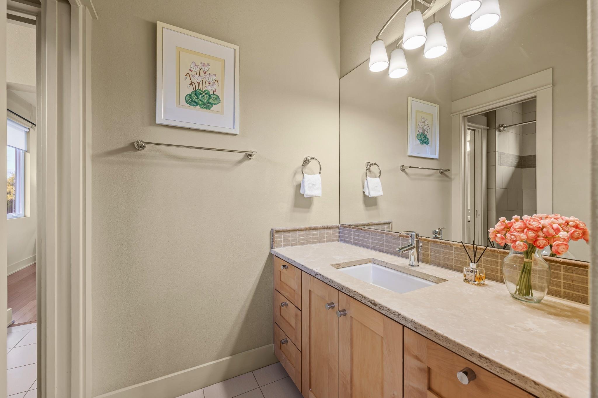 18301 Flagler Dr, Austin, TX 78738