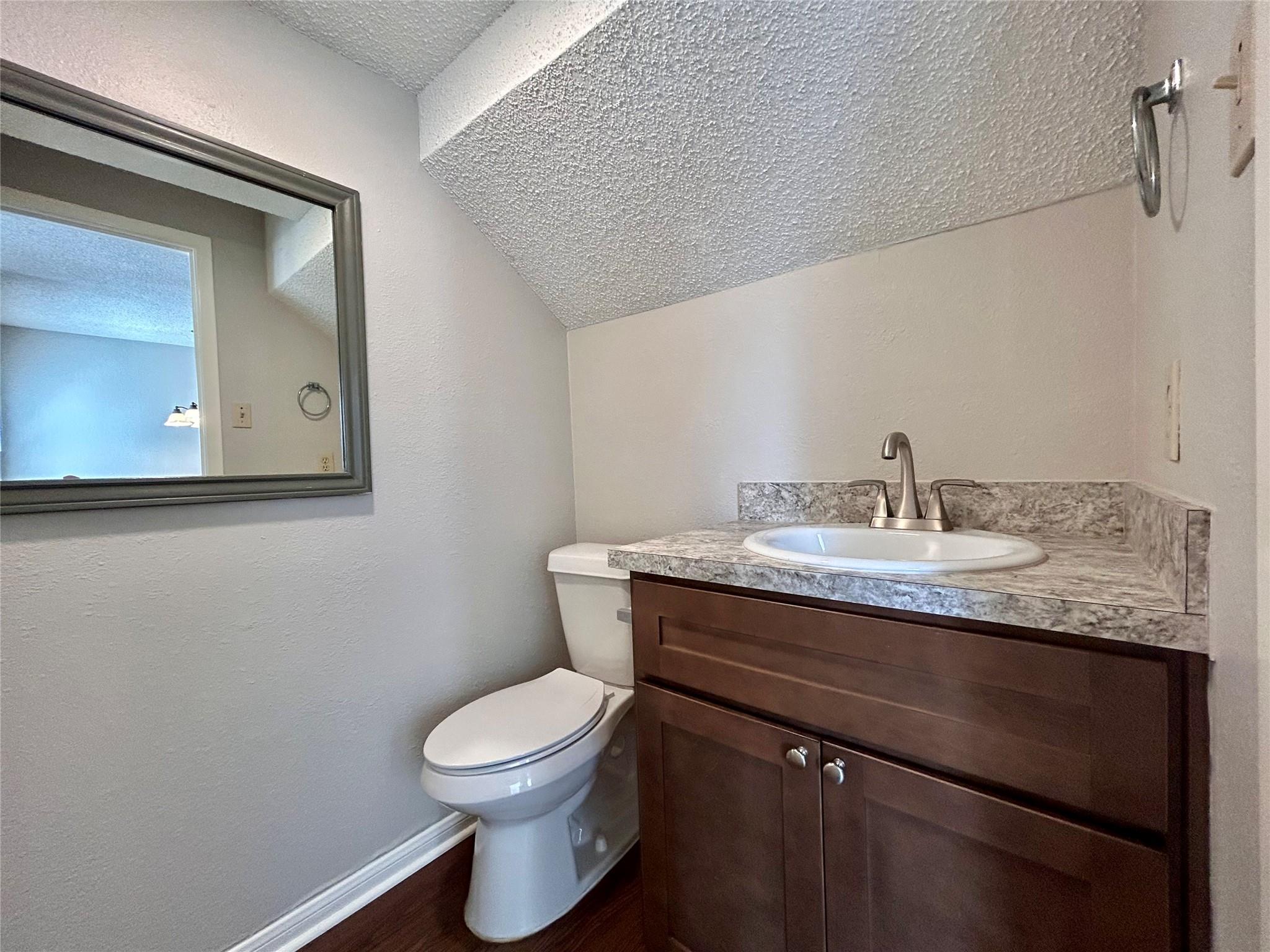 8910 Schick Rd # C, Austin, TX 78729