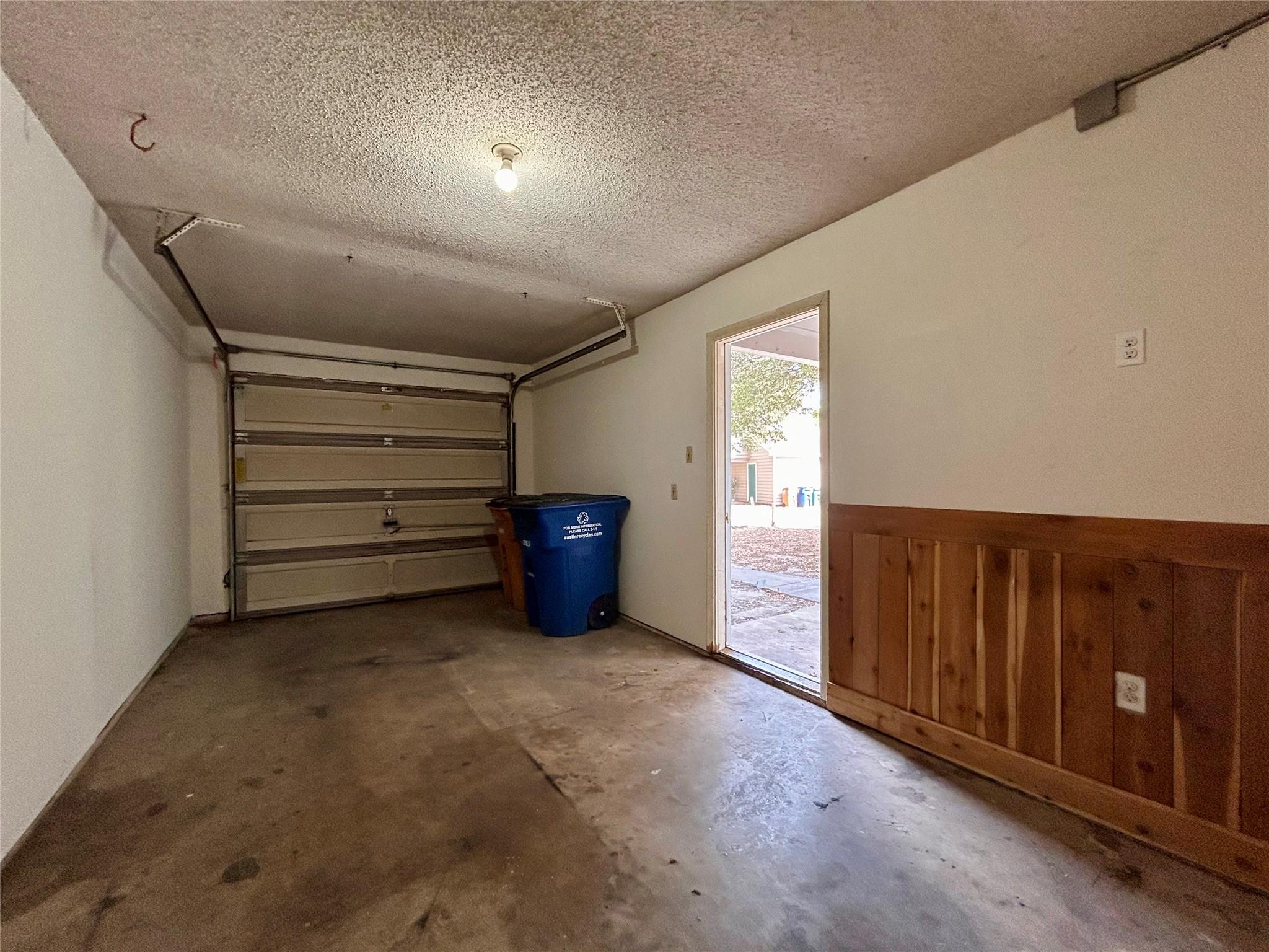 8910 Schick Rd # C, Austin, TX 78729