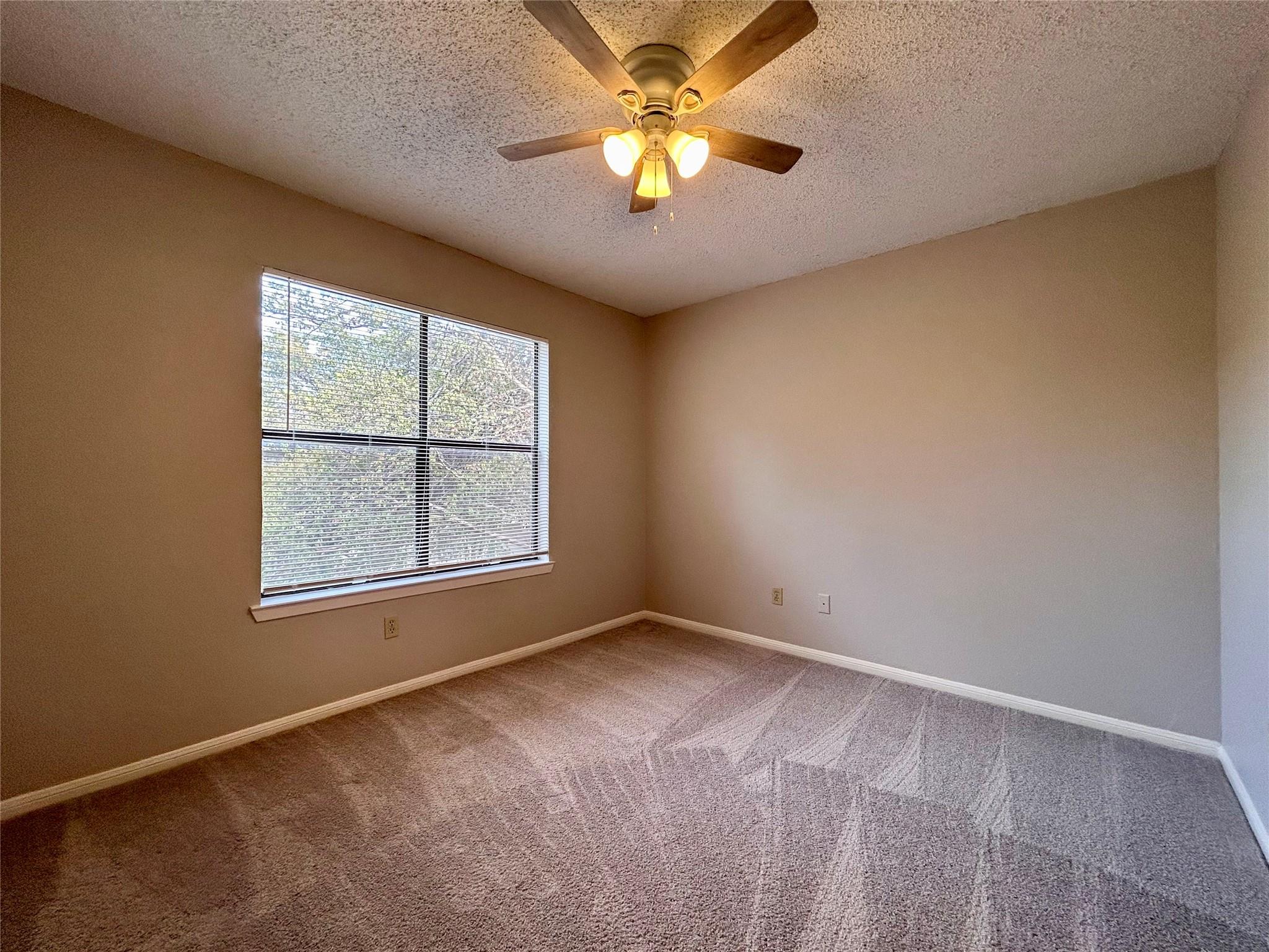 8910 Schick Rd # C, Austin, TX 78729