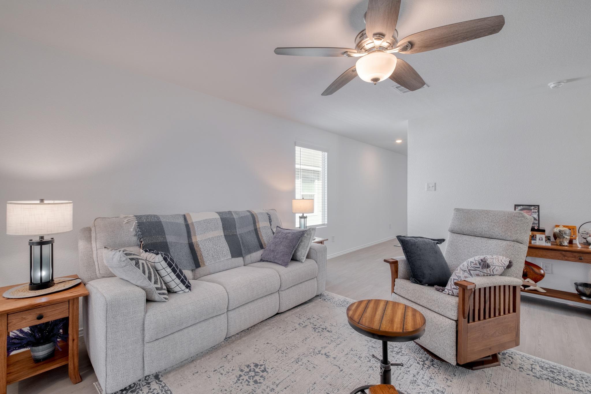 201 Tugboat Annie Way, Jarrell, TX 76537