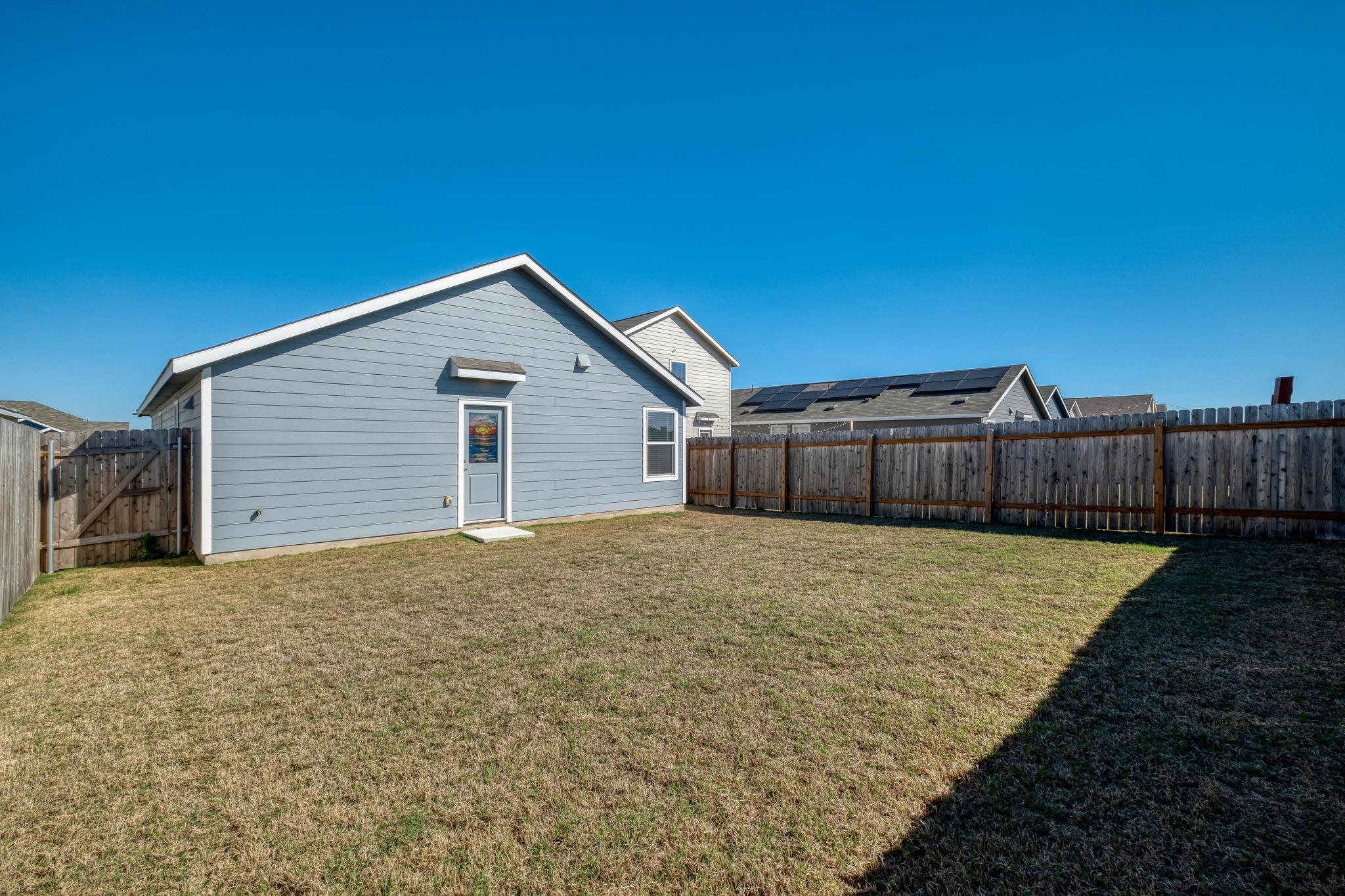 201 Tugboat Annie Way, Jarrell, TX 76537