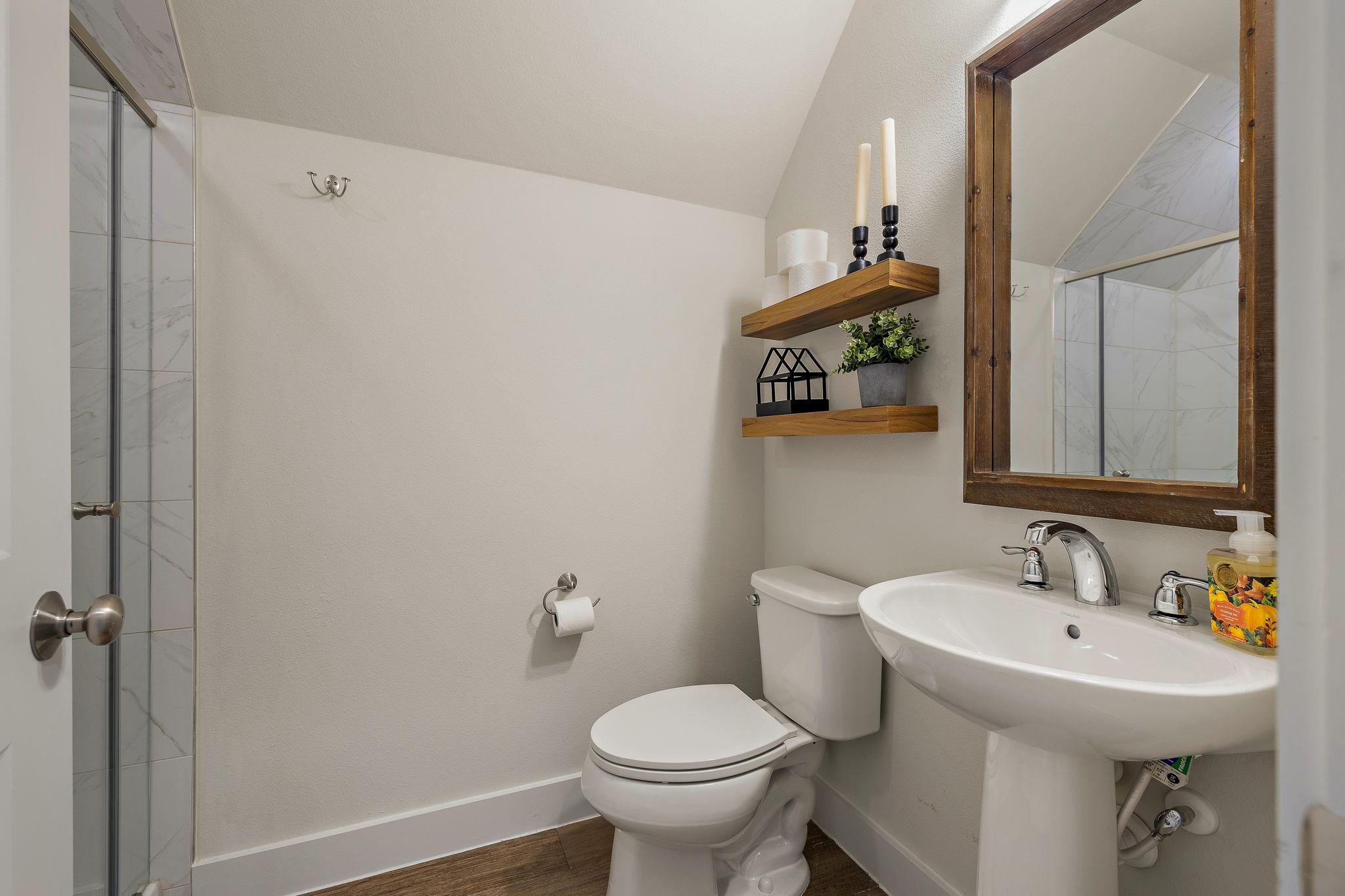 13501 Metric Blvd # 25, Austin, TX 78727