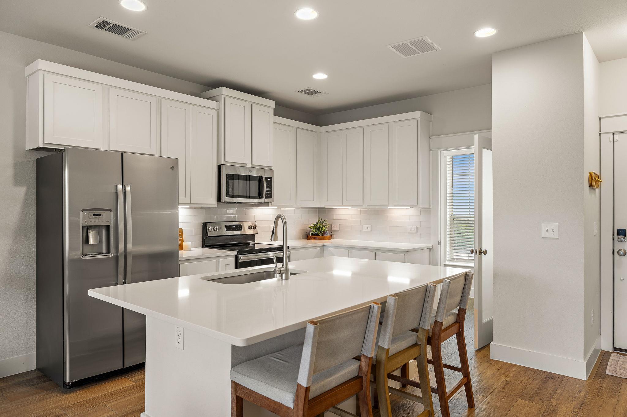 13501 Metric Blvd # 25, Austin, TX 78727