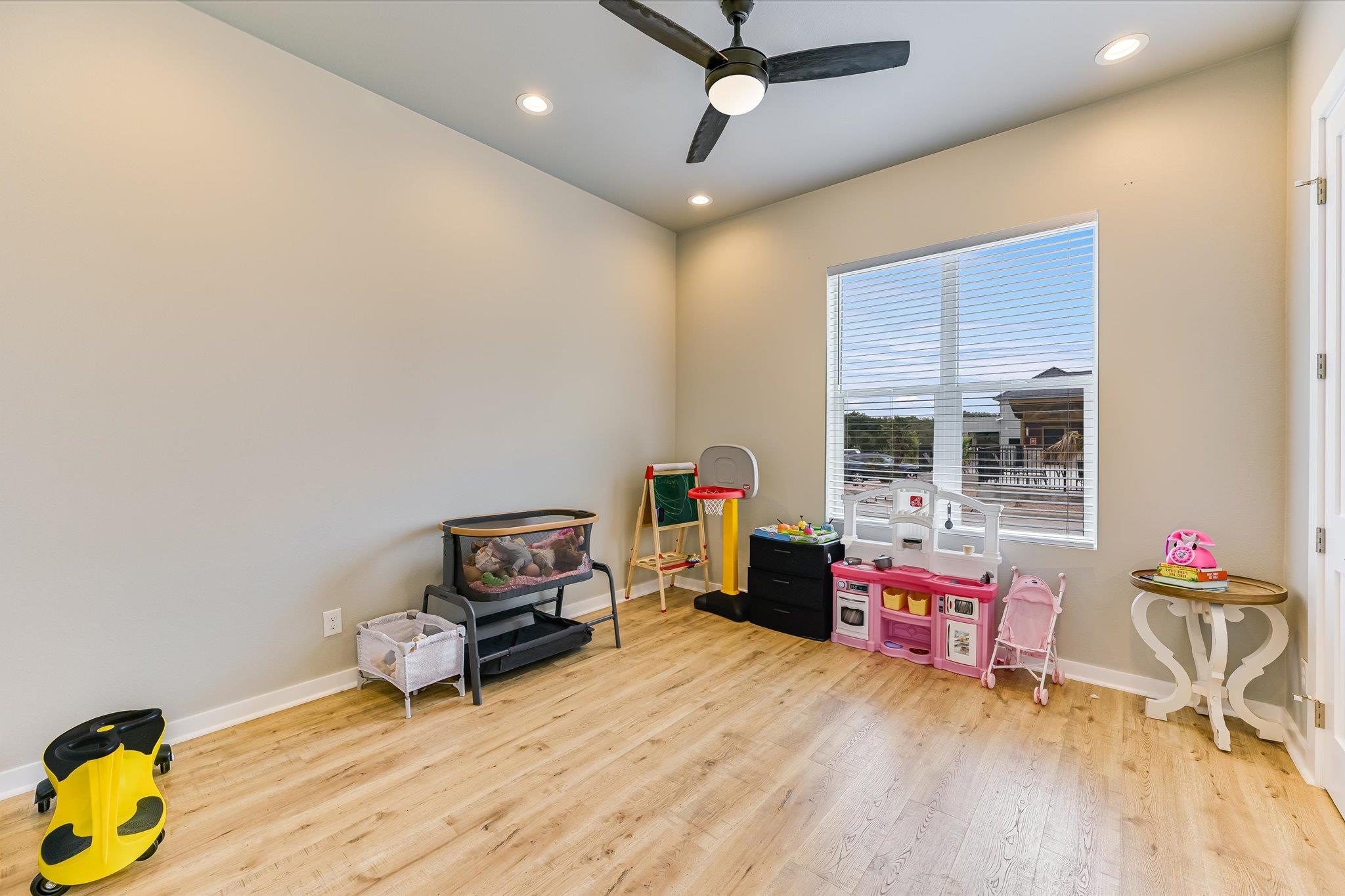 2308 Kellie Brooke Rd # 13, Spicewood, TX 78669