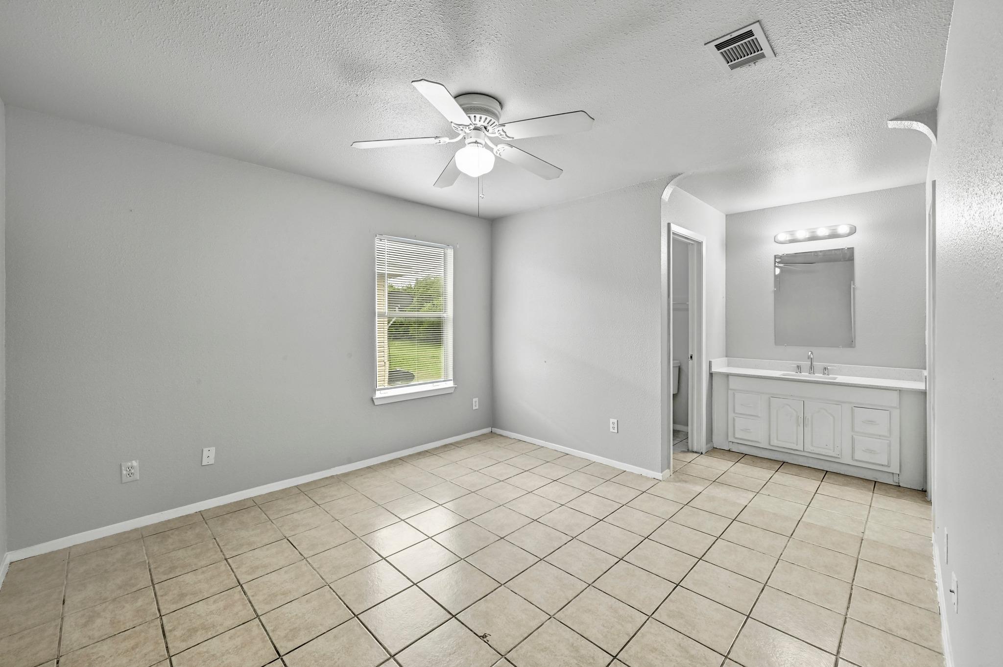 2212 Katy Ln, Georgetown, TX 78626