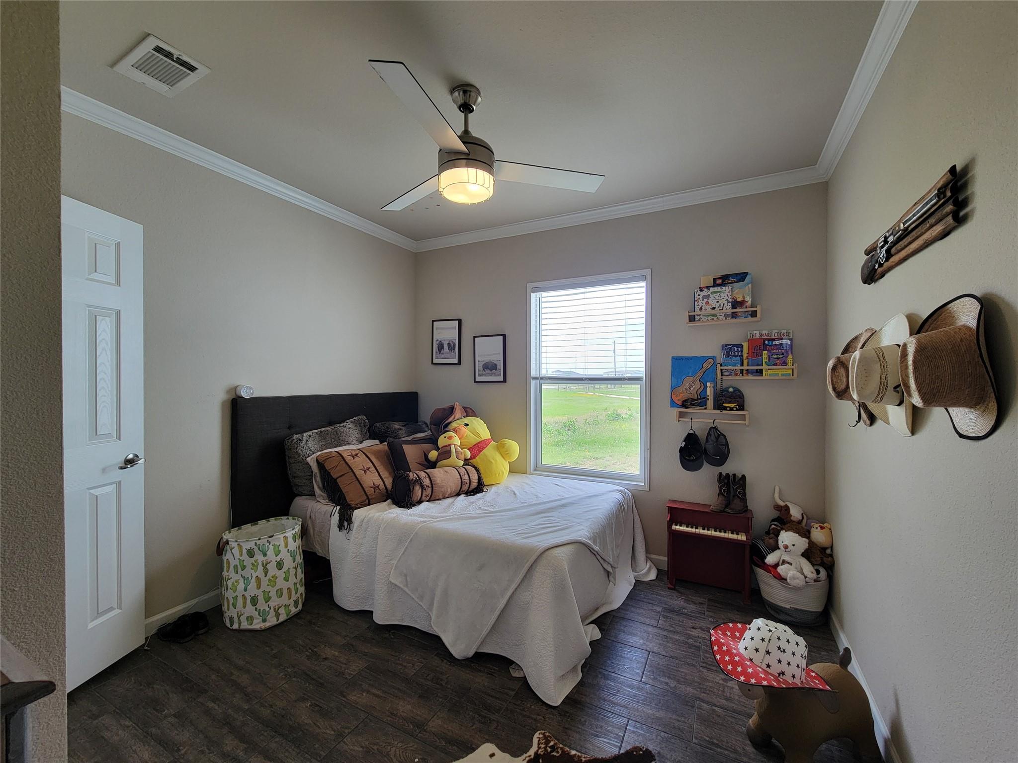 247 Daniel Dr, Bertram, TX 78605