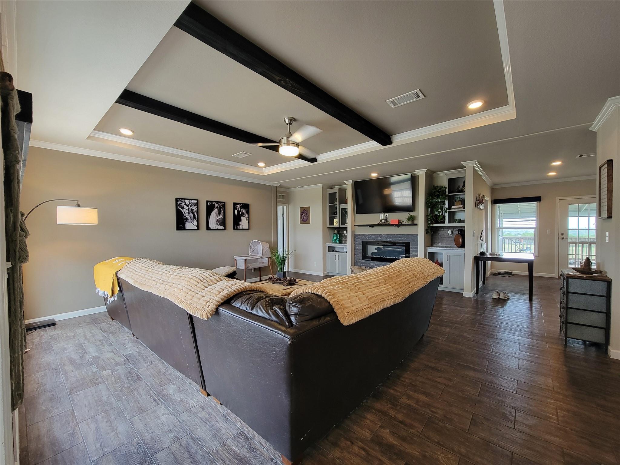 247 Daniel Dr, Bertram, TX 78605