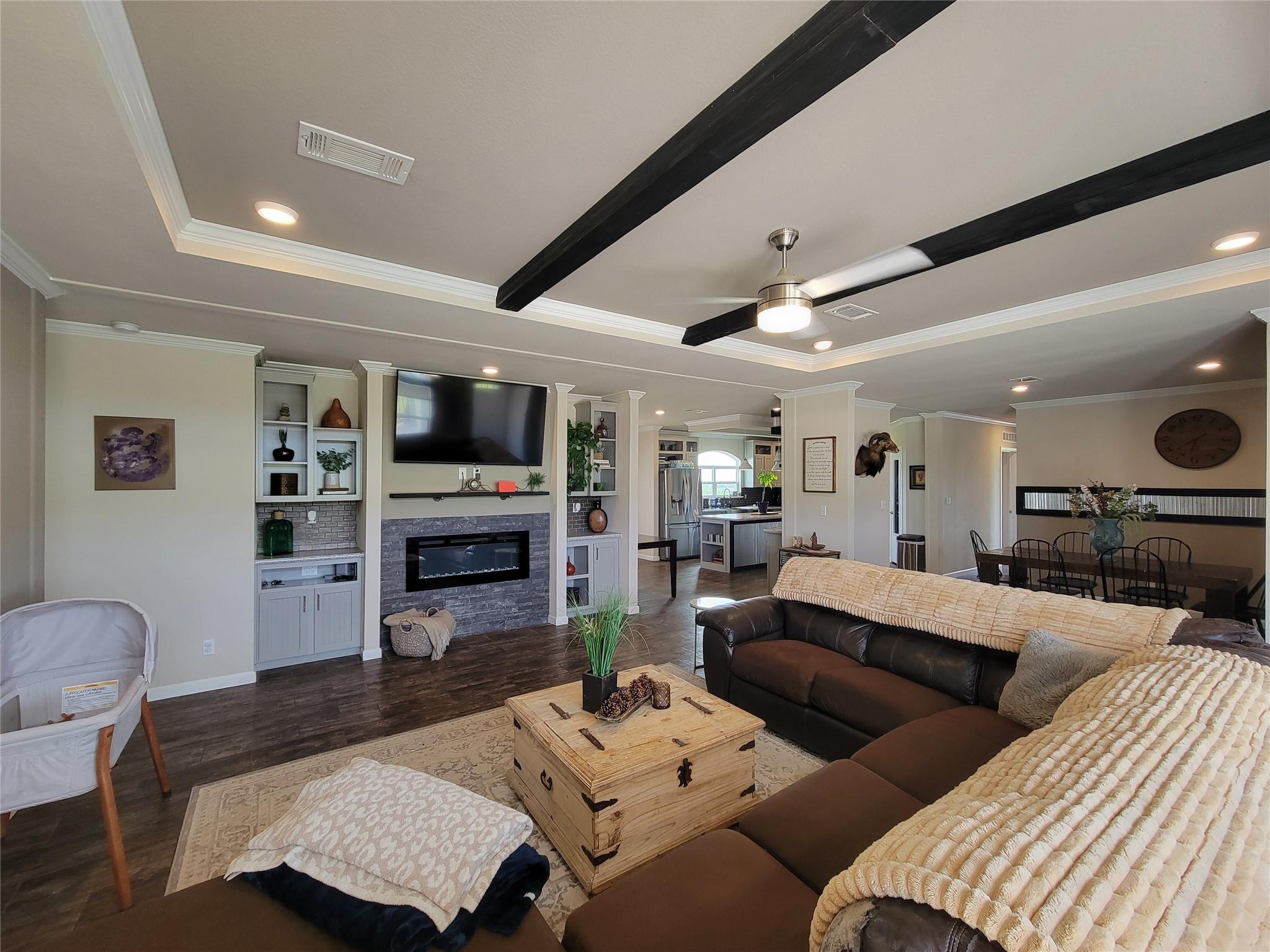 247 Daniel Dr, Bertram, TX 78605