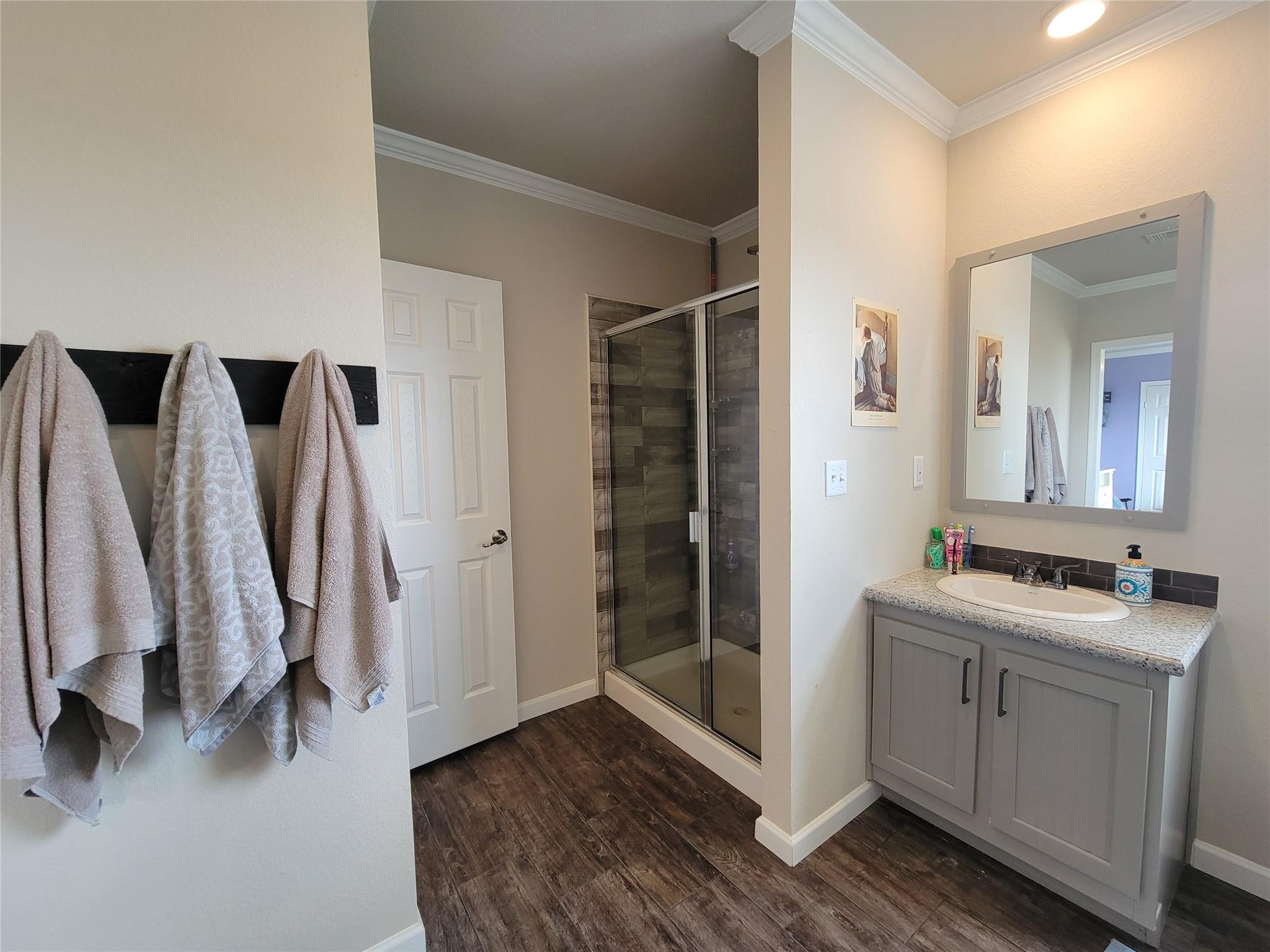 247 Daniel Dr, Bertram, TX 78605