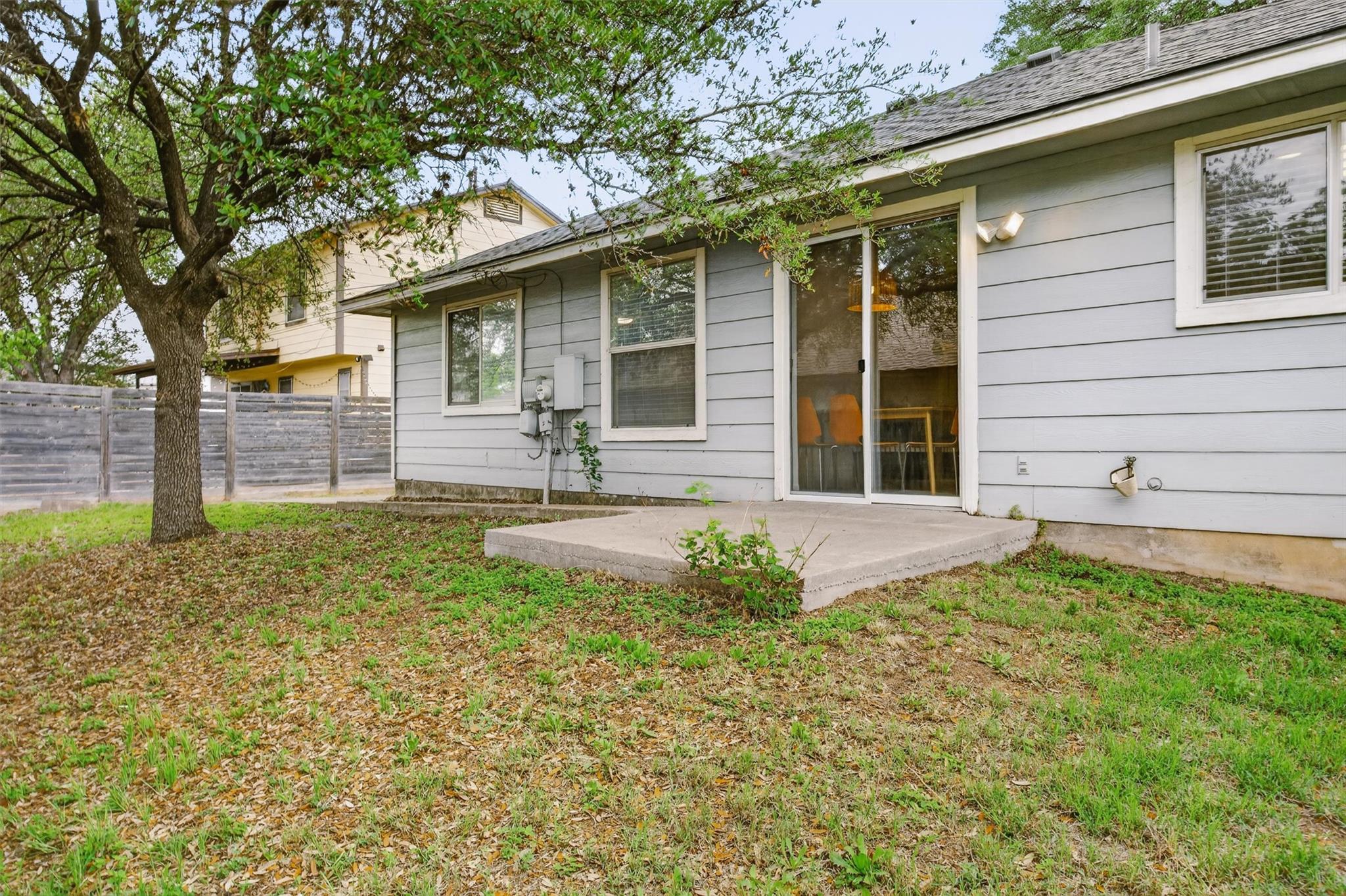 1182 Waller St, Austin, TX 78702