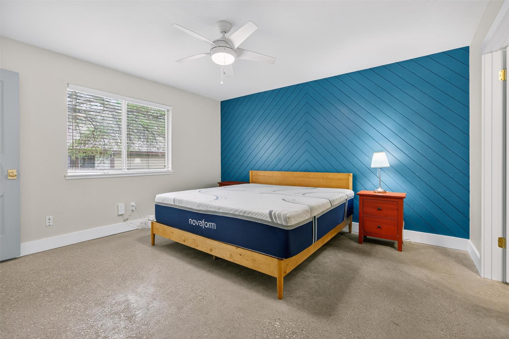 1182 Waller St, Austin, TX 78702