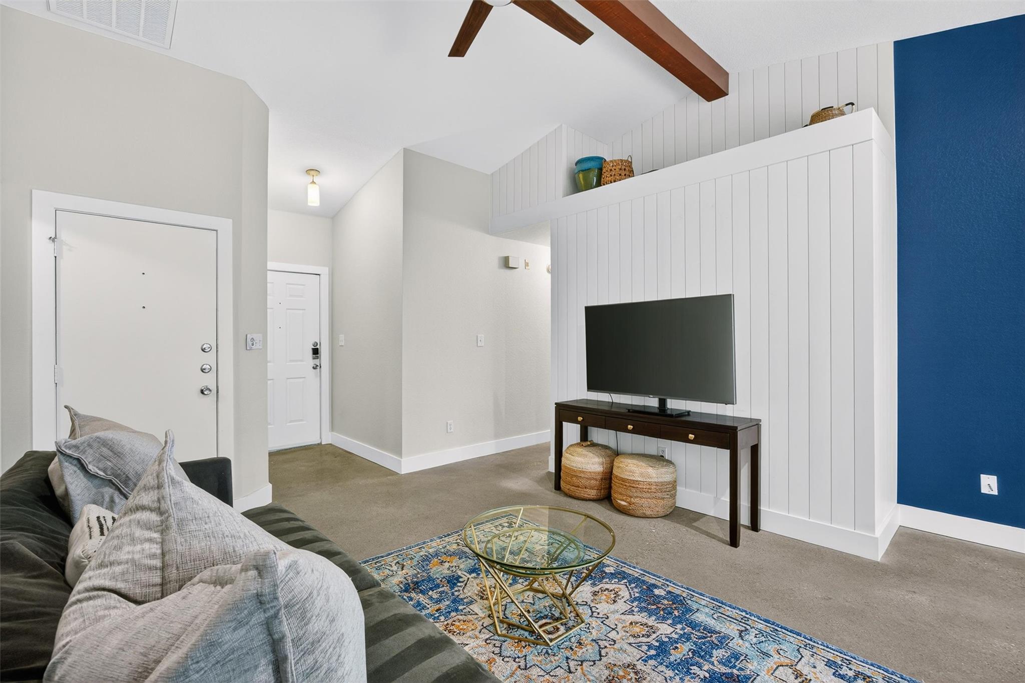 1182 Waller St, Austin, TX 78702