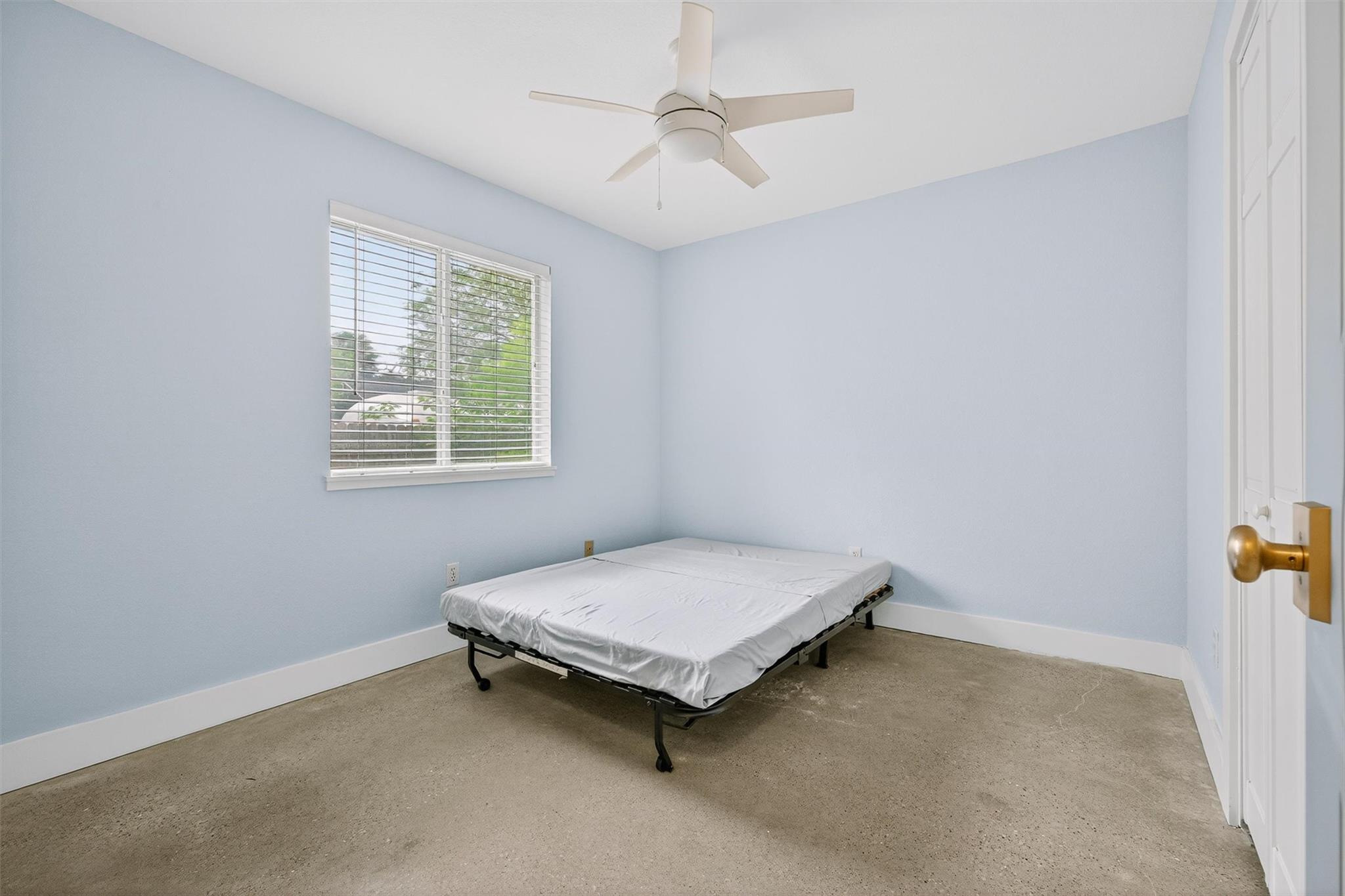 1182 Waller St, Austin, TX 78702