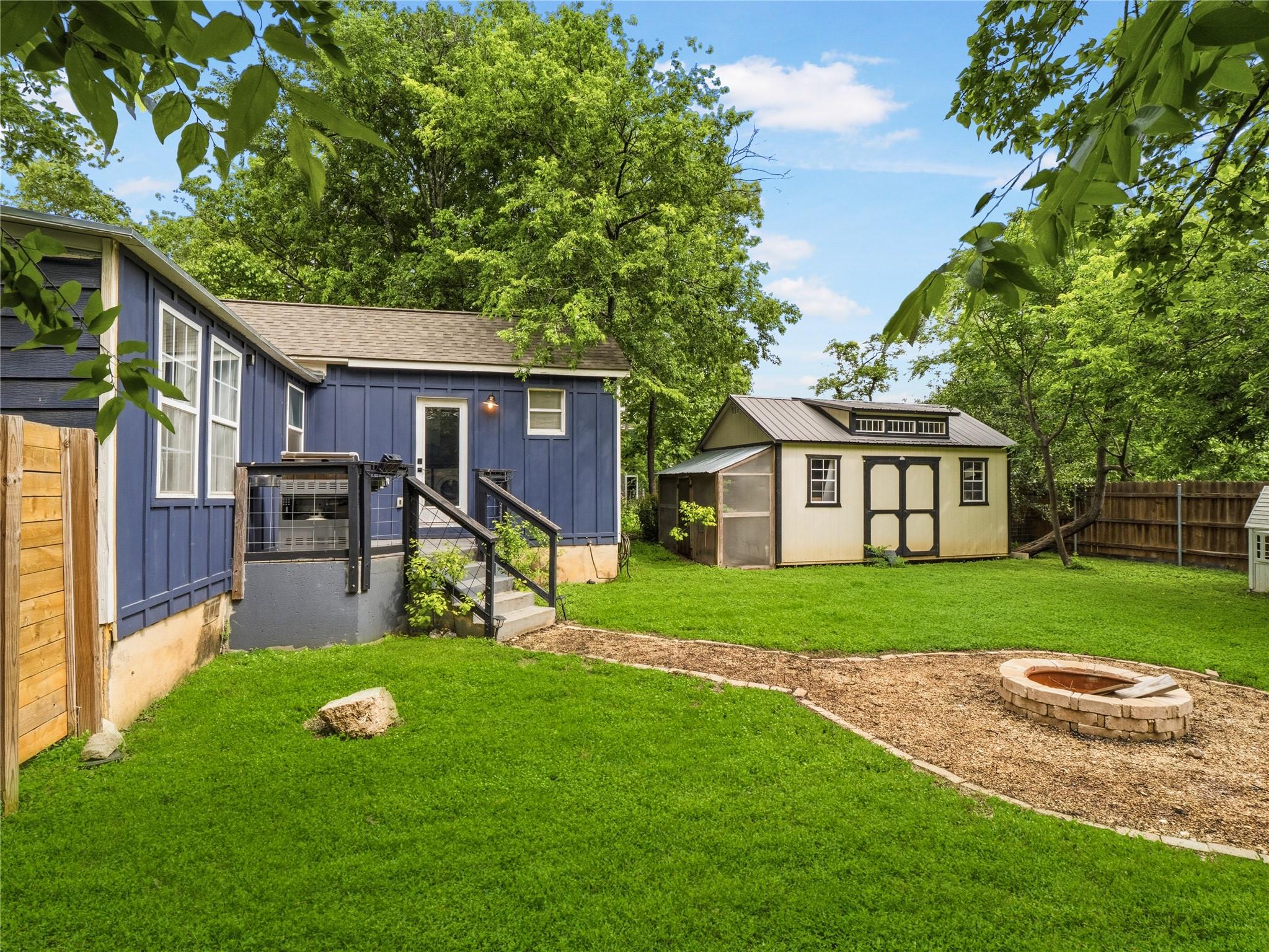 2007 S Church St, Georgetown, TX 78626