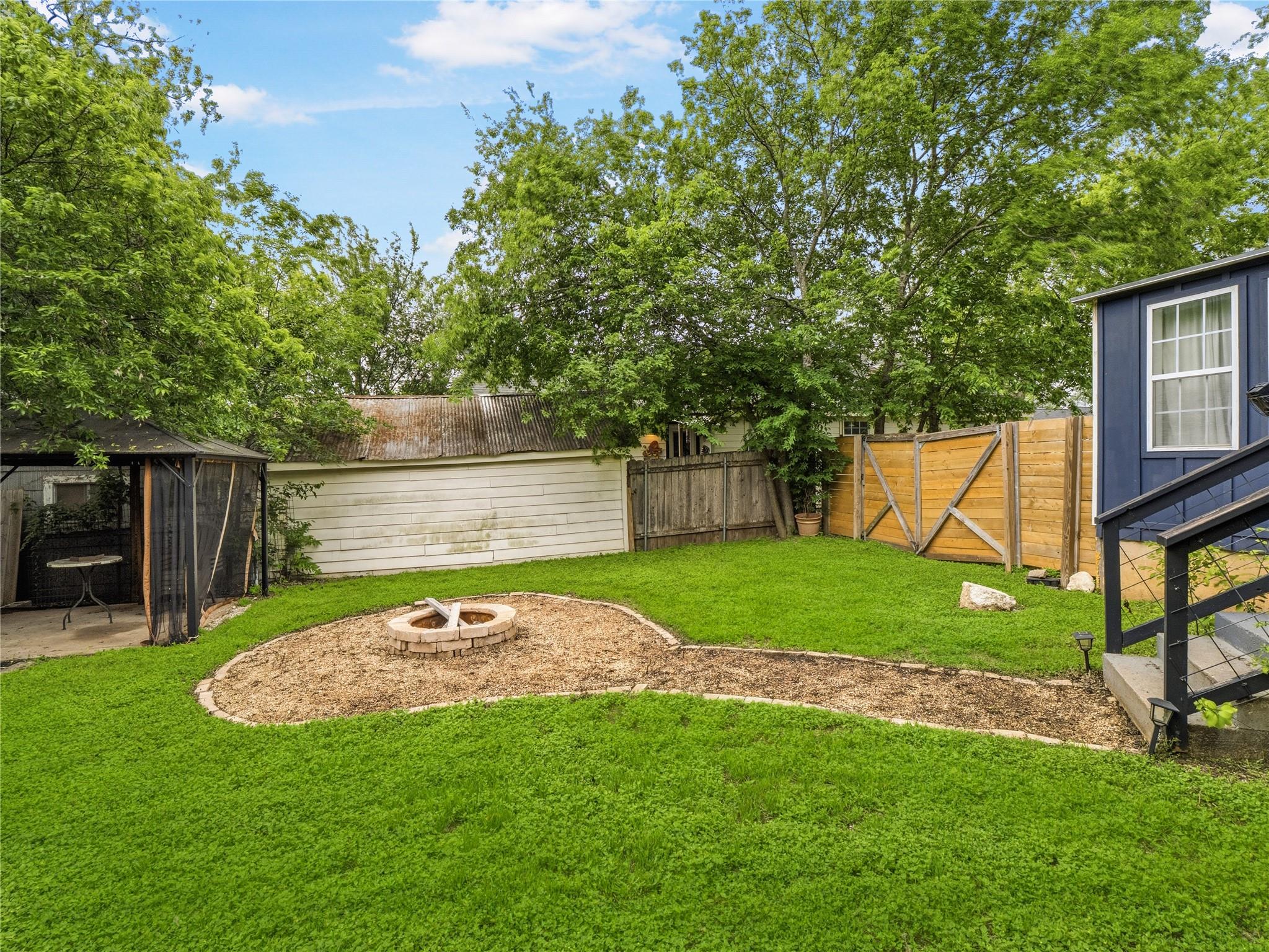 2007 S Church St, Georgetown, TX 78626