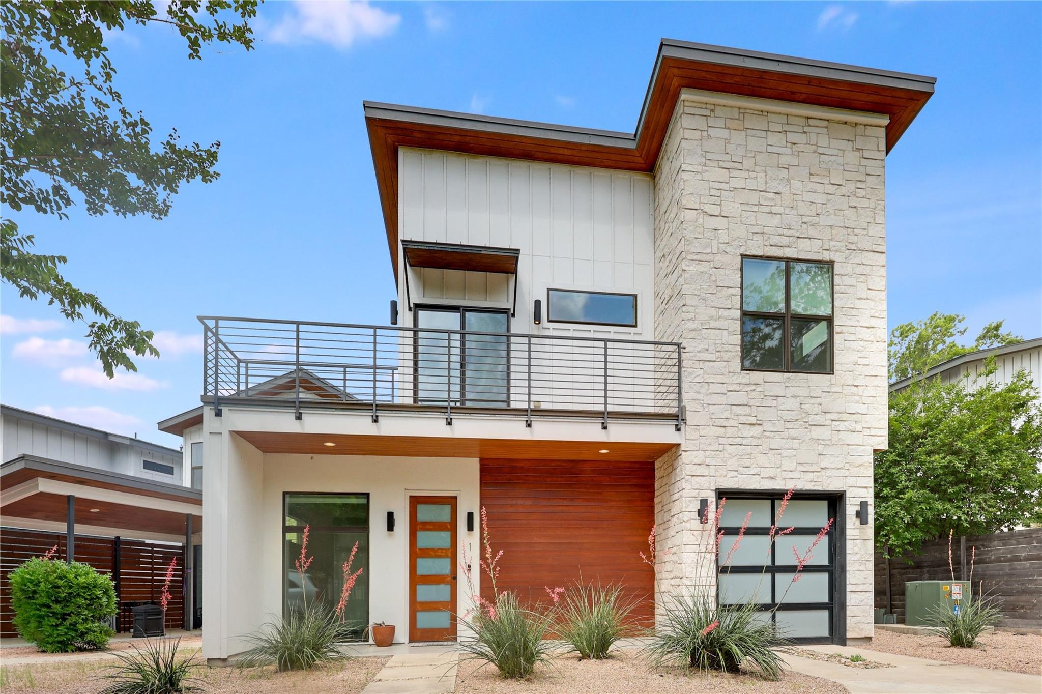 108 Tillery St # 1, Austin, TX 78702