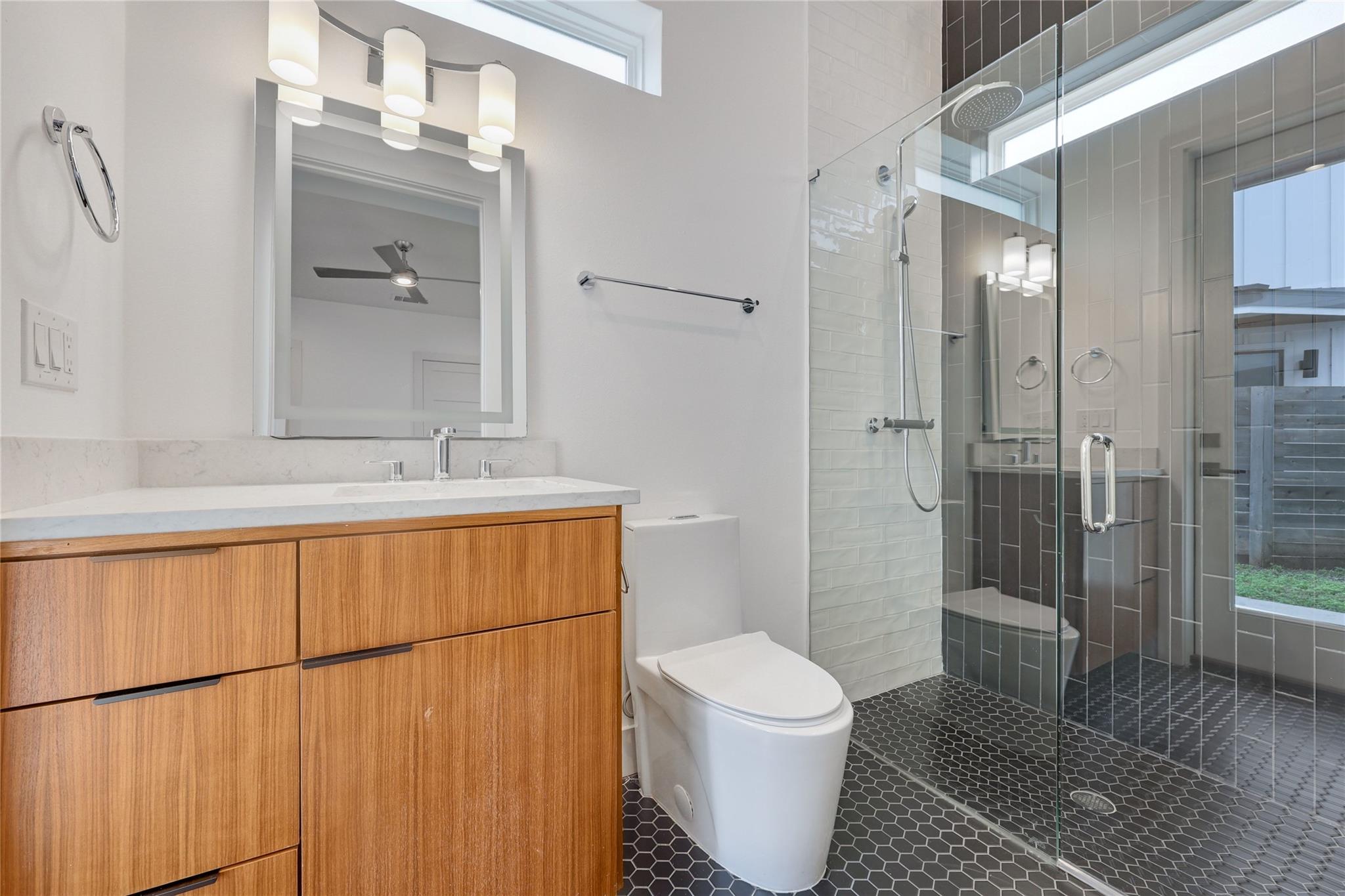 108 Tillery St # 1, Austin, TX 78702