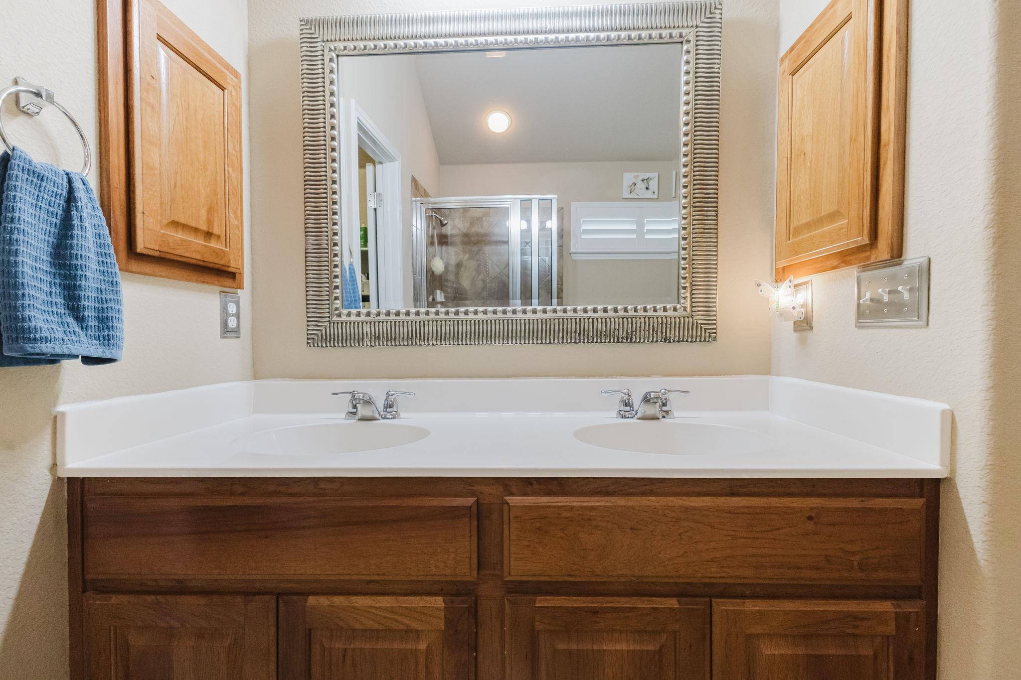 2312 Speidel Dr, Pflugerville, TX 78660