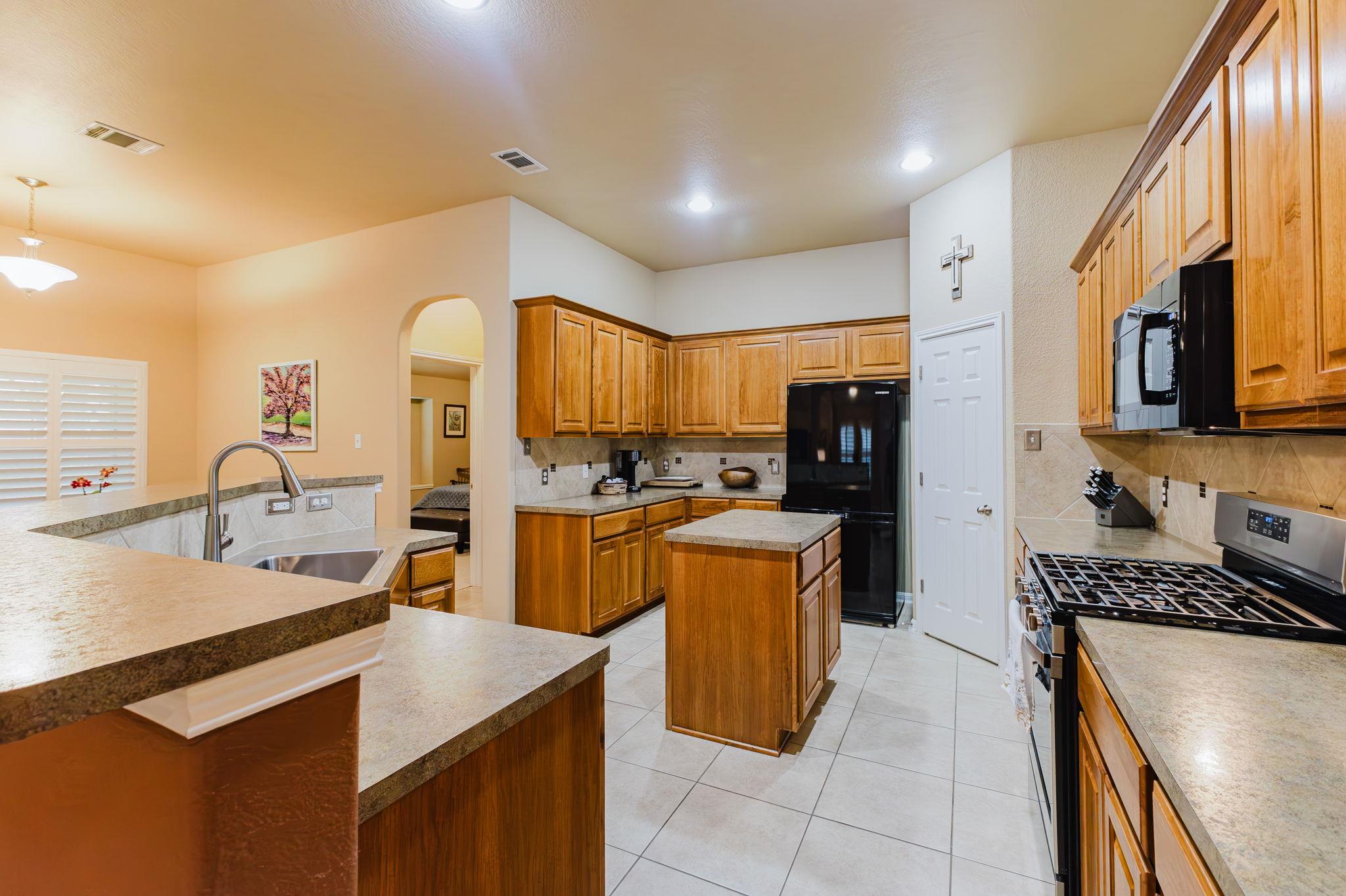 2312 Speidel Dr, Pflugerville, TX 78660