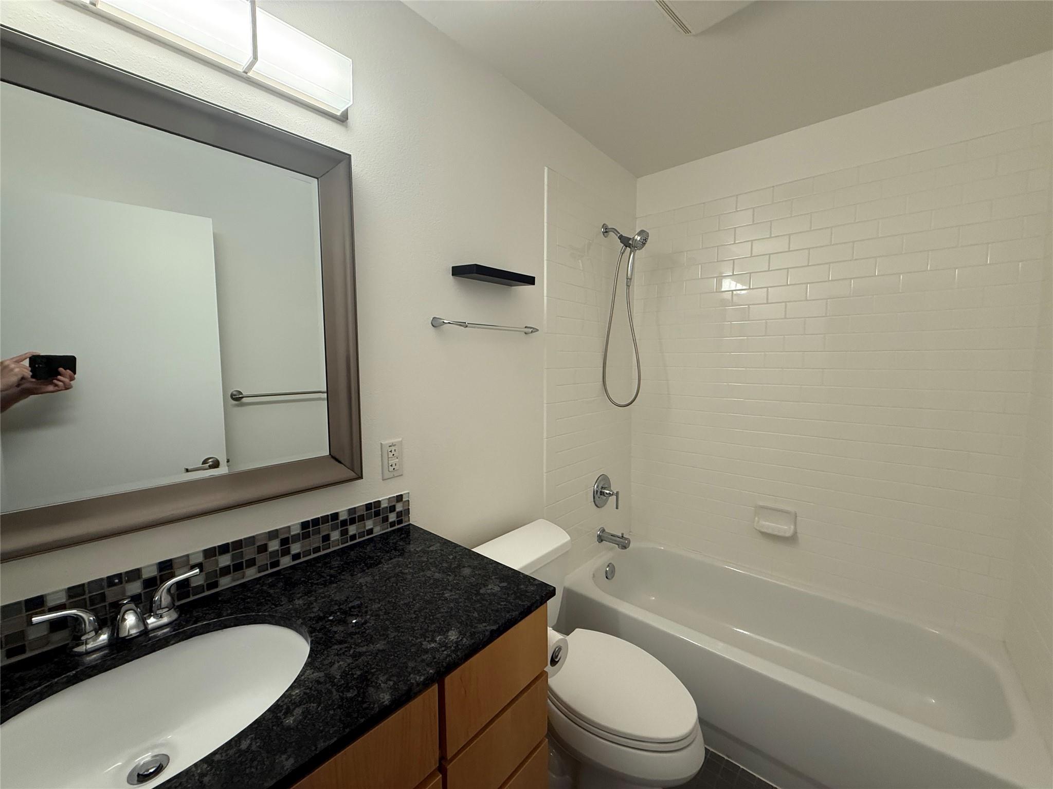 2200 Dickson Dr # 123, Austin, TX 78704