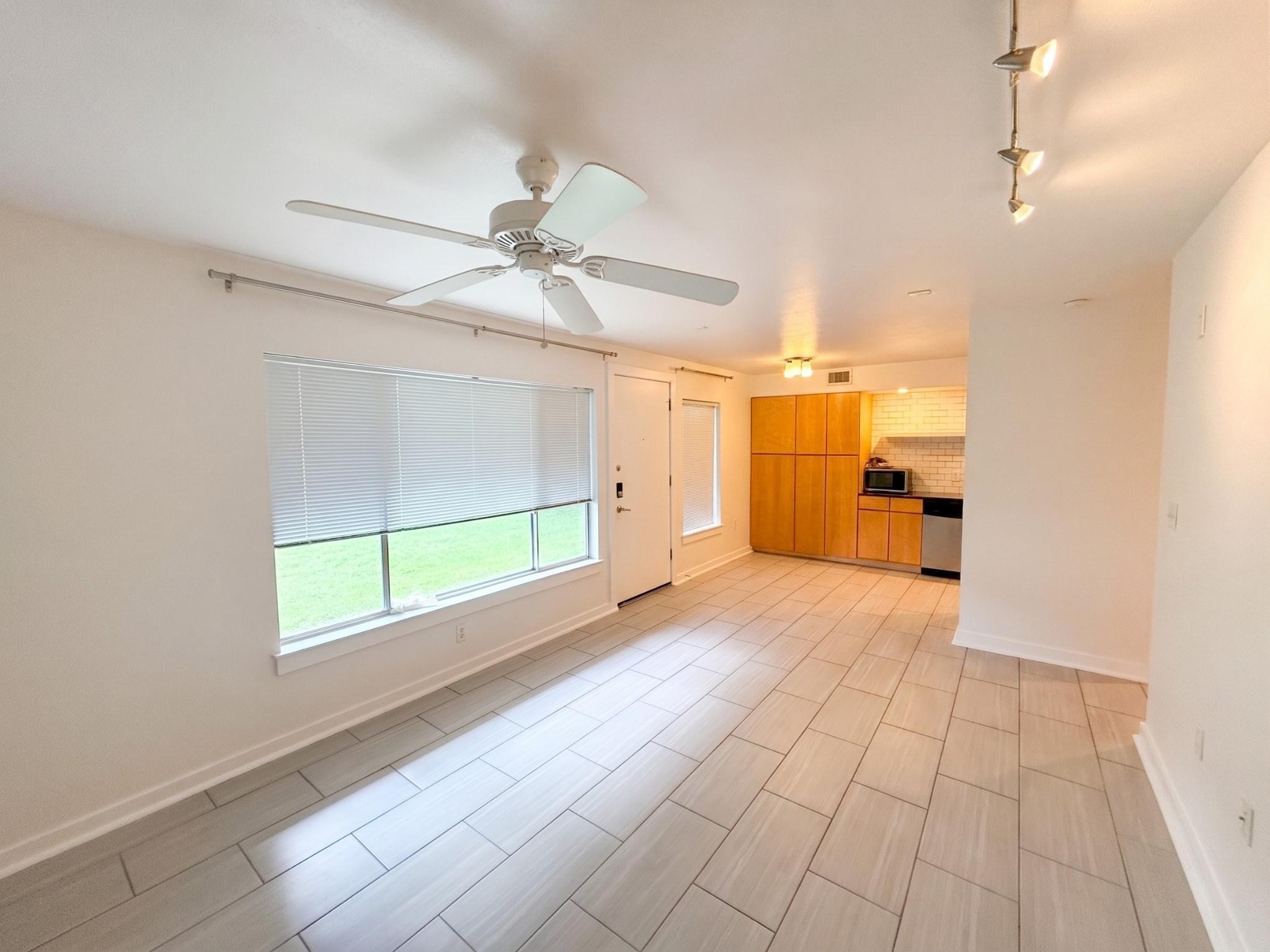 2200 Dickson Dr # 123, Austin, TX 78704