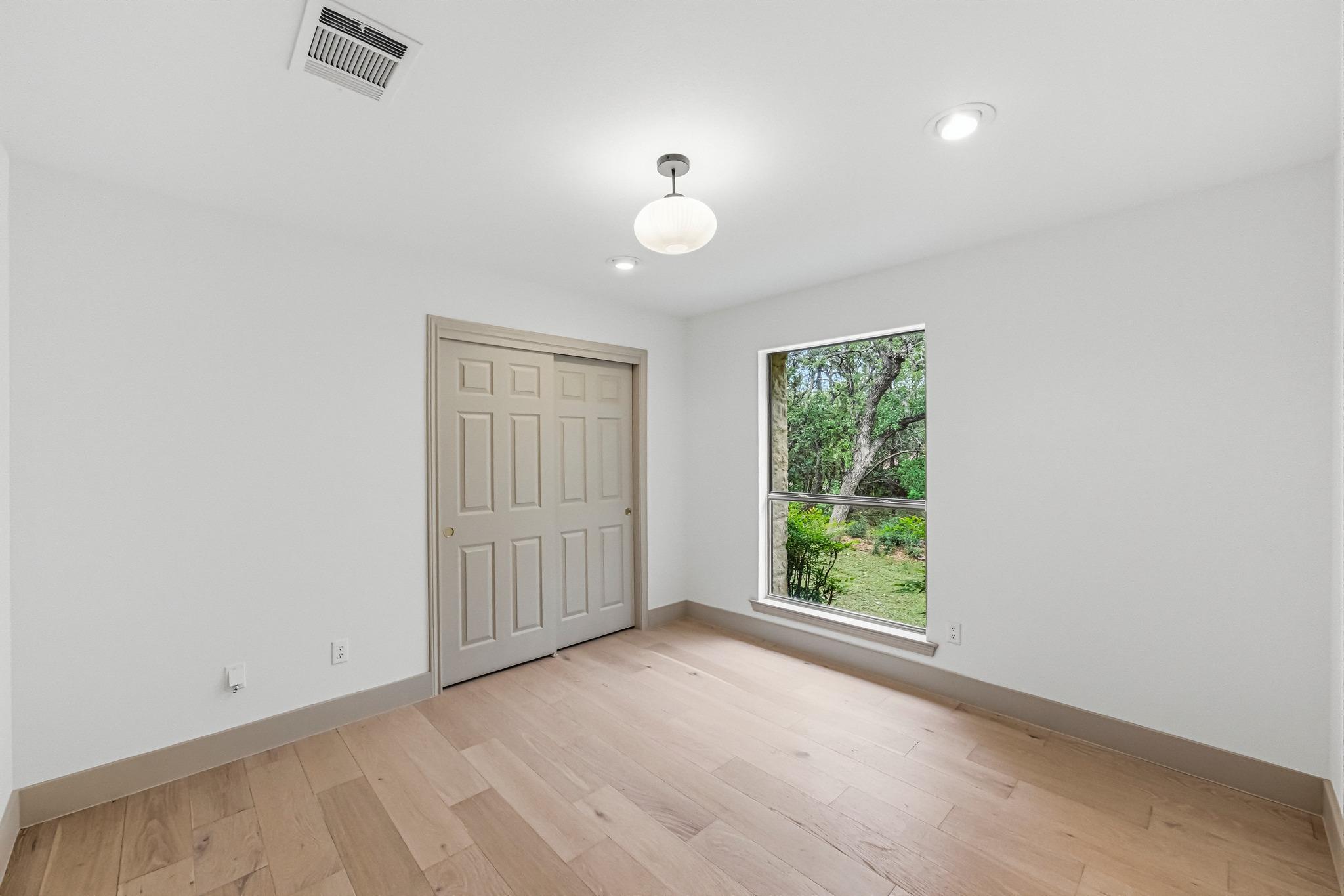 918A Electra, Austin, TX 78734