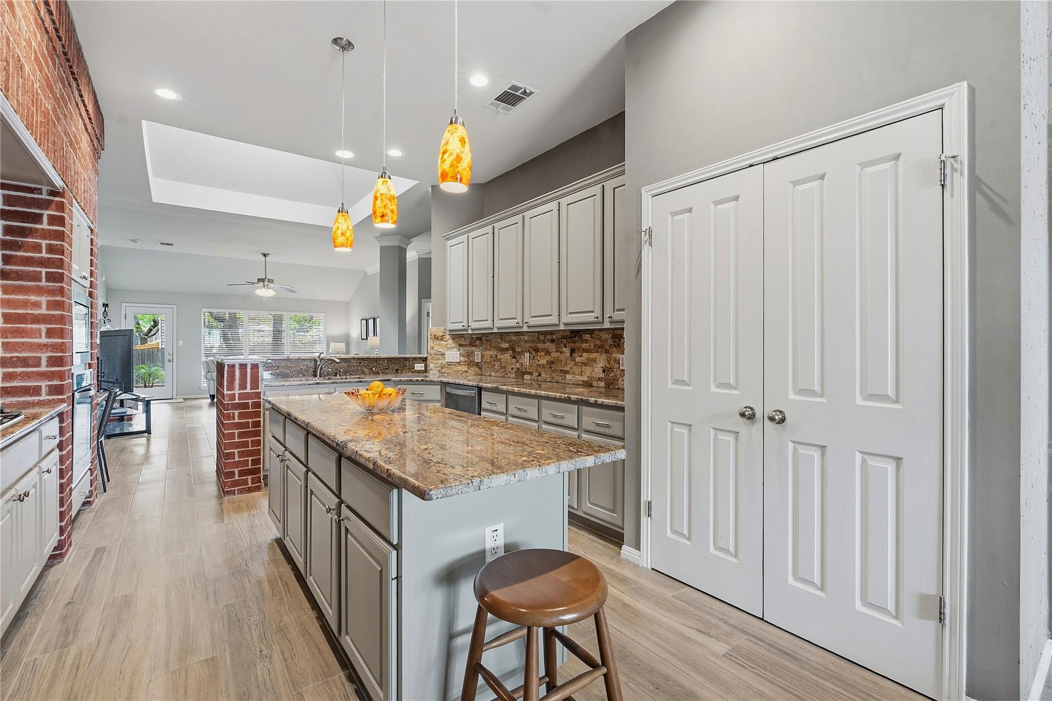 9405 Graceland Trl, Austin, TX 78717