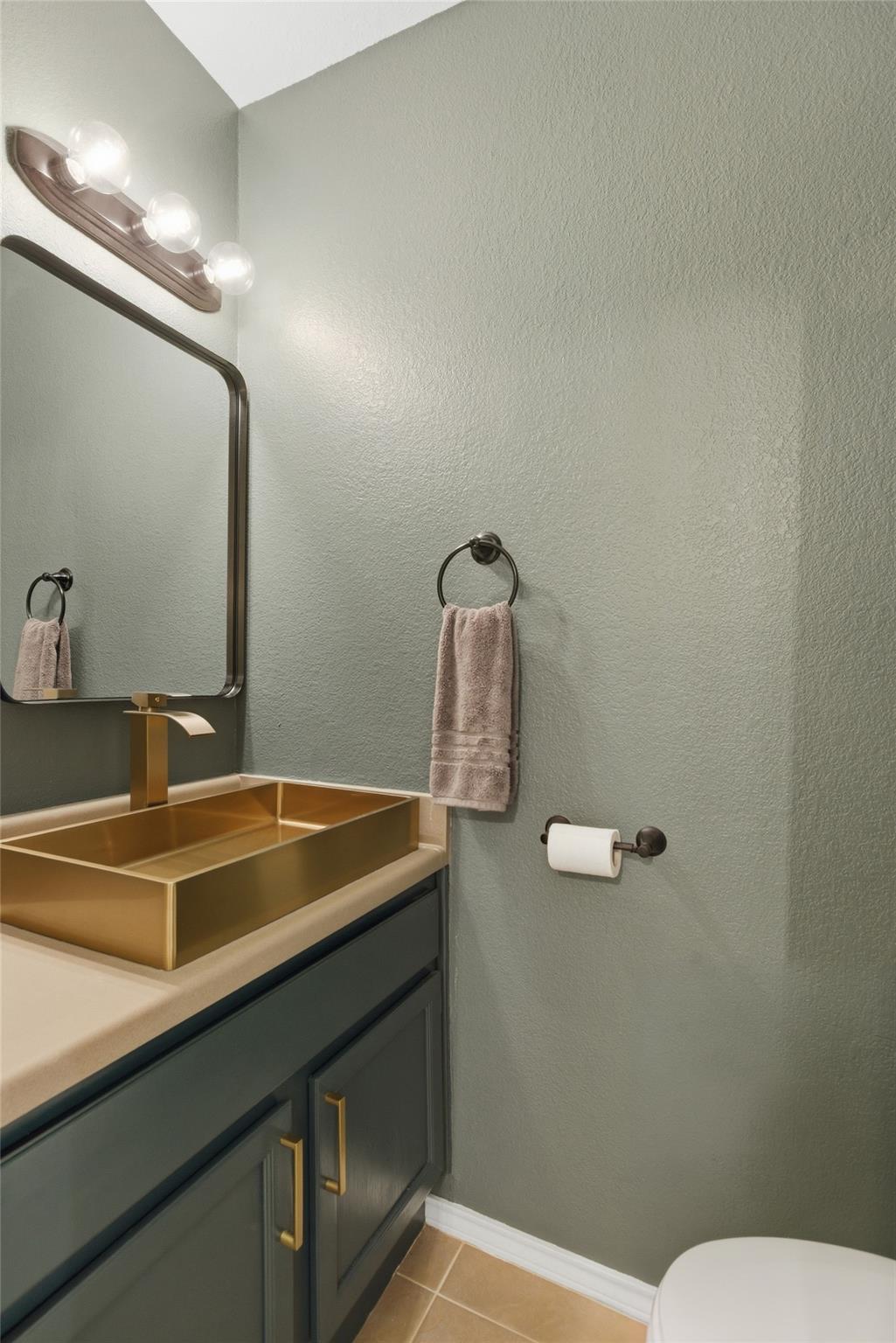 11821 Bittern Holw # 16, Austin, TX 78758