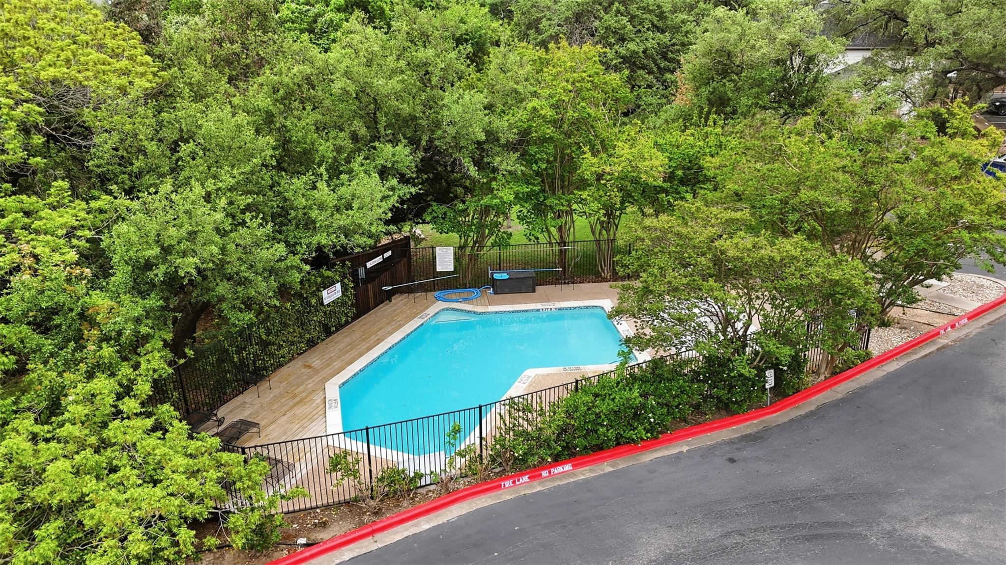 11821 Bittern Holw # 16, Austin, TX 78758