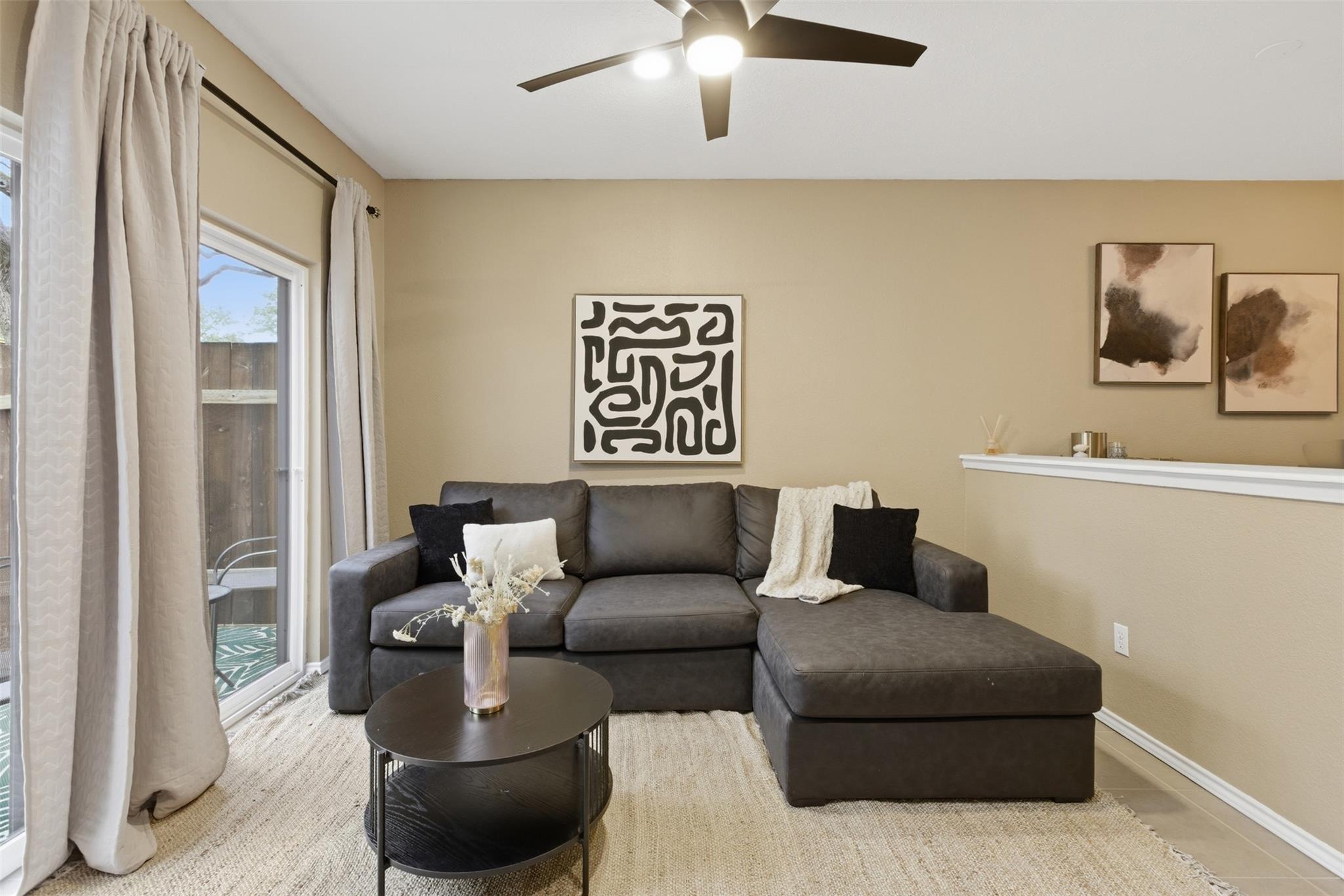 11821 Bittern Holw # 16, Austin, TX 78758