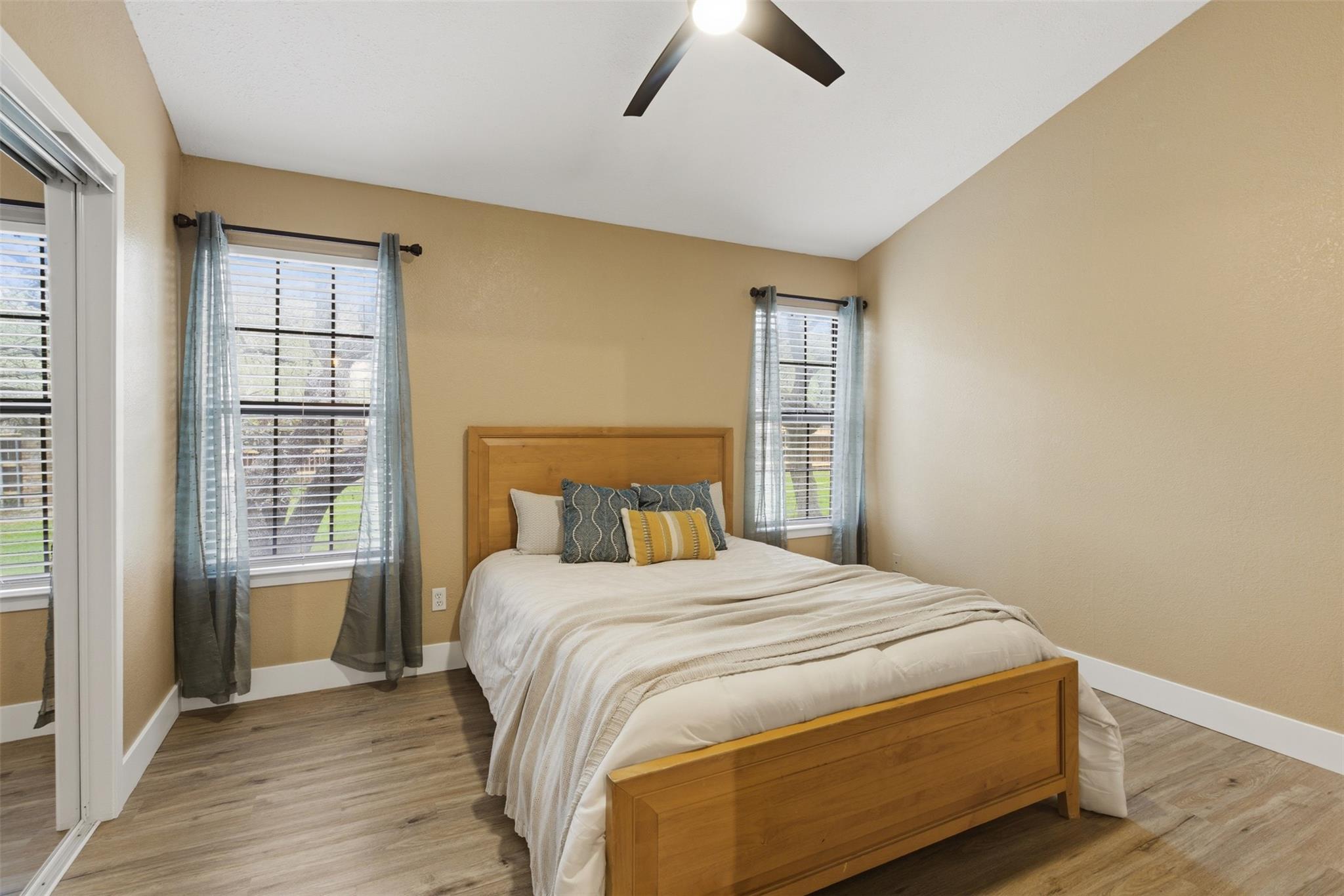 11821 Bittern Holw # 16, Austin, TX 78758