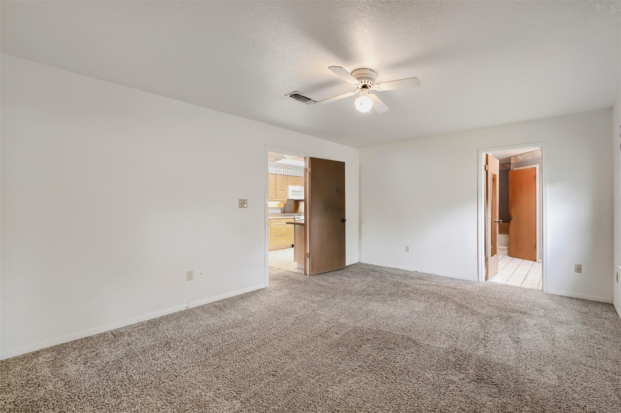 1406 Highland Dr, Marble Falls, TX 78654